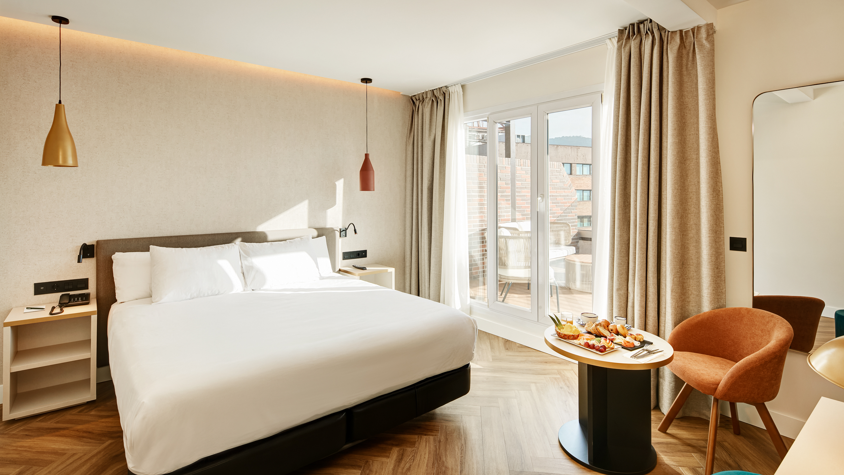 Double Premium with Views