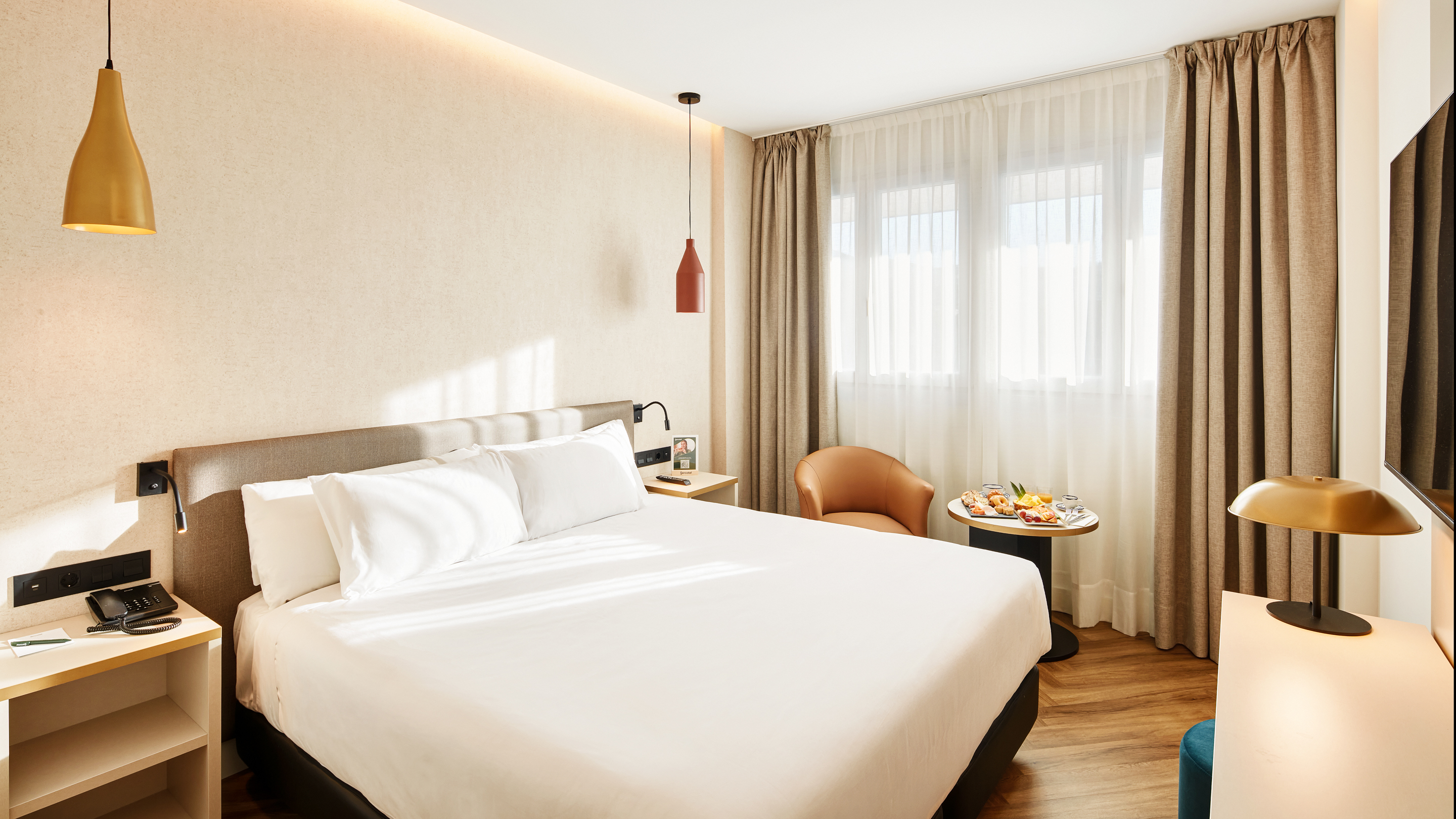 Double Single Classic with Balcony