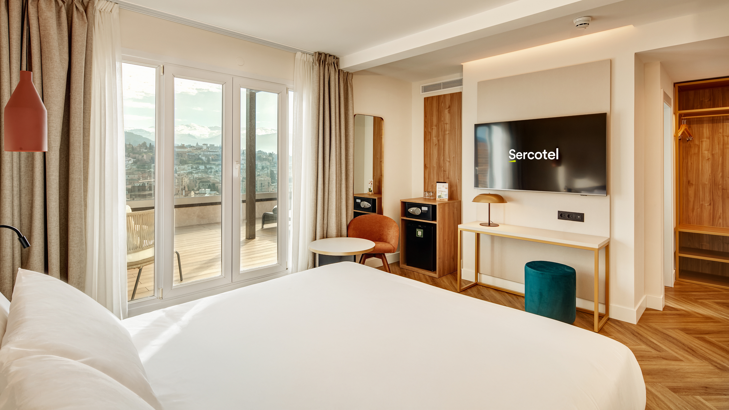 Double Premium with Views