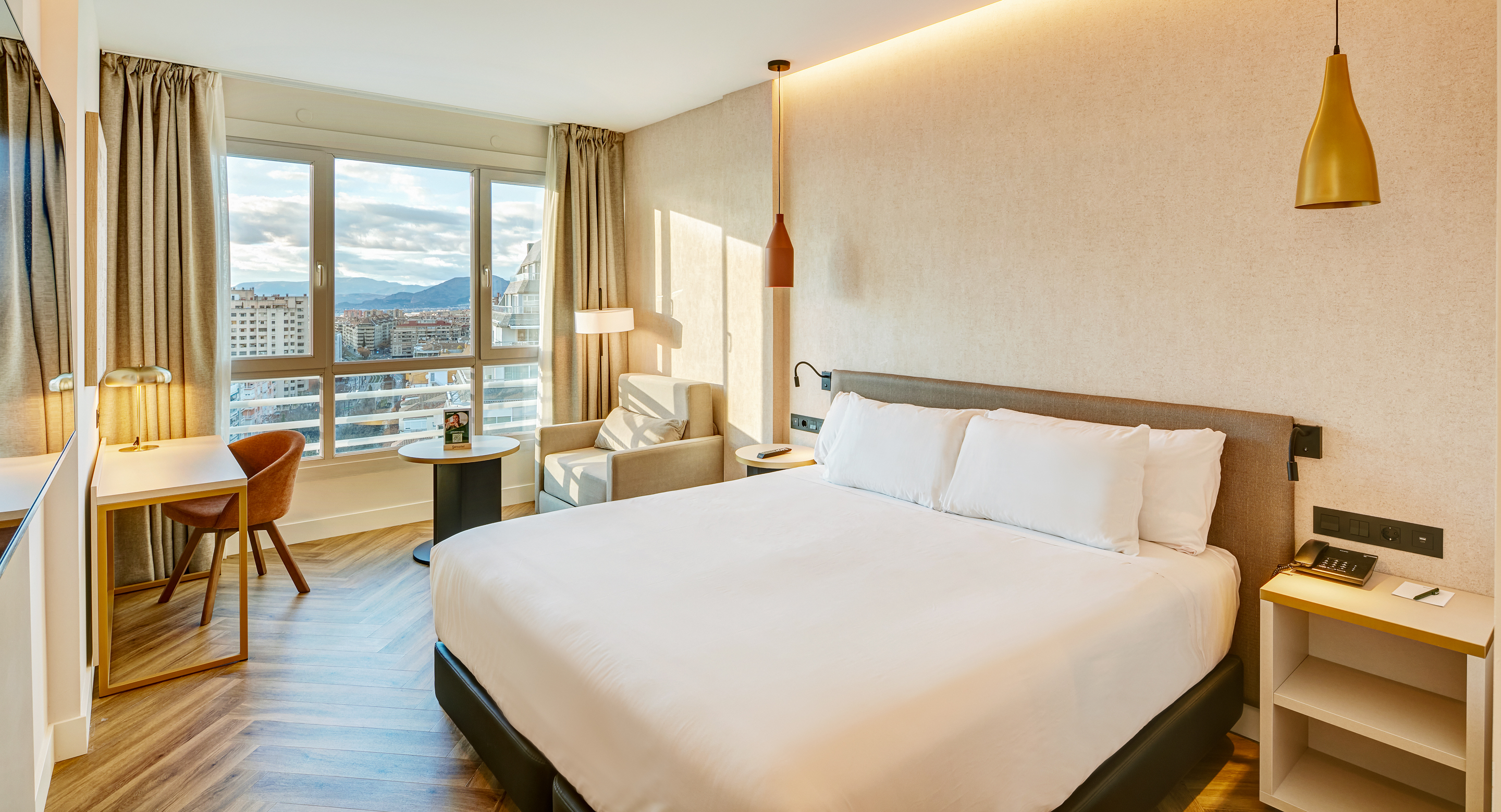 Double Single Superior with Views