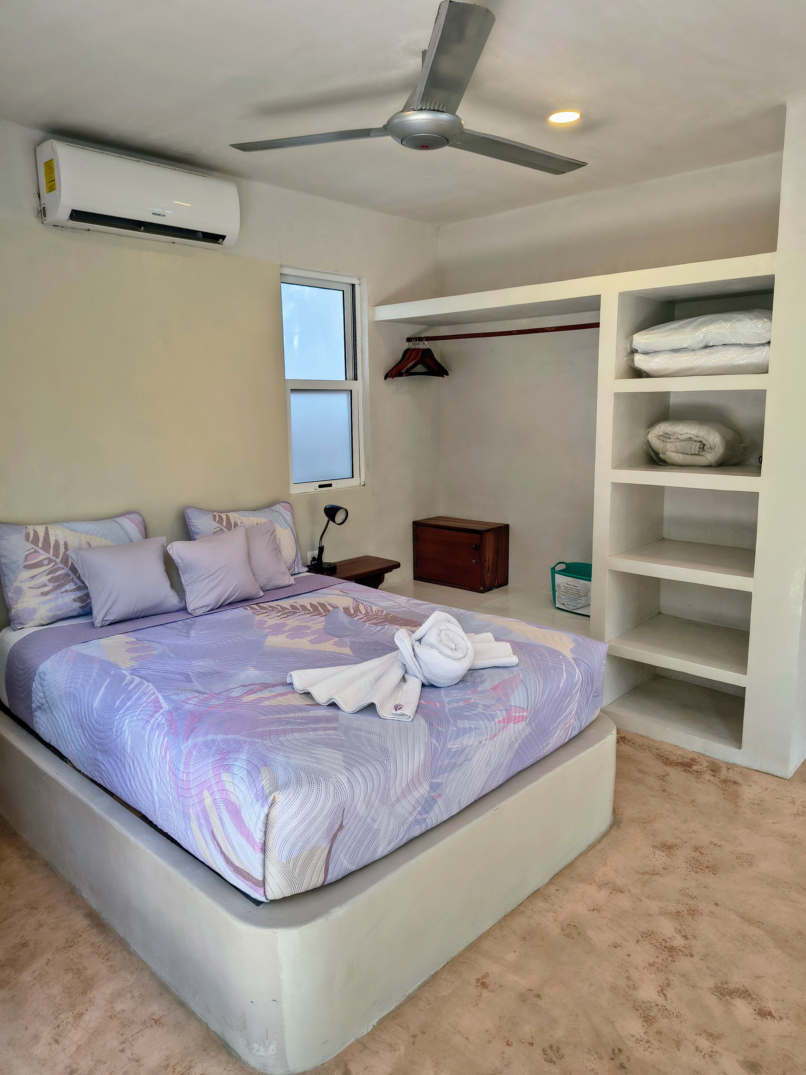 Suite Queen Size Bed