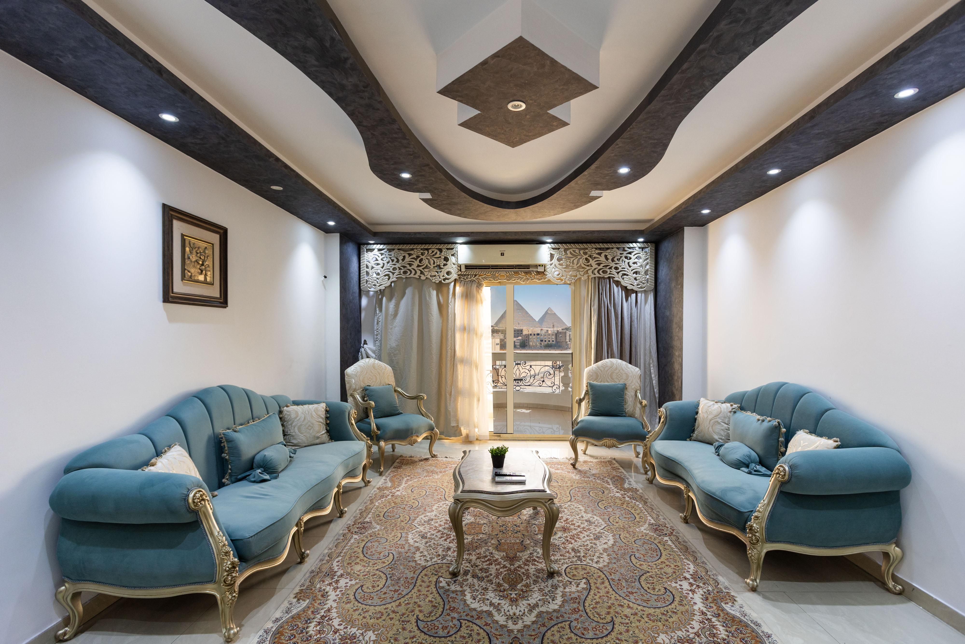 Apartment Three Bedrooms One Bathroom