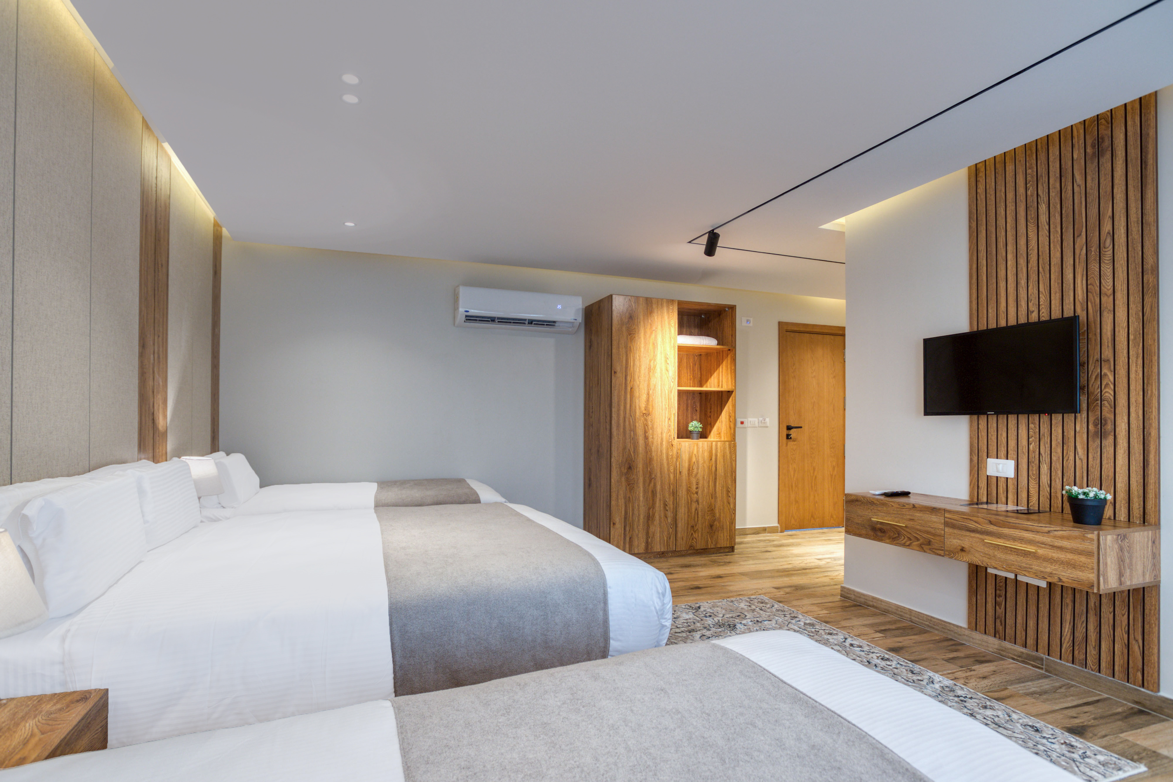 Quadruple Garden View One Bedroom