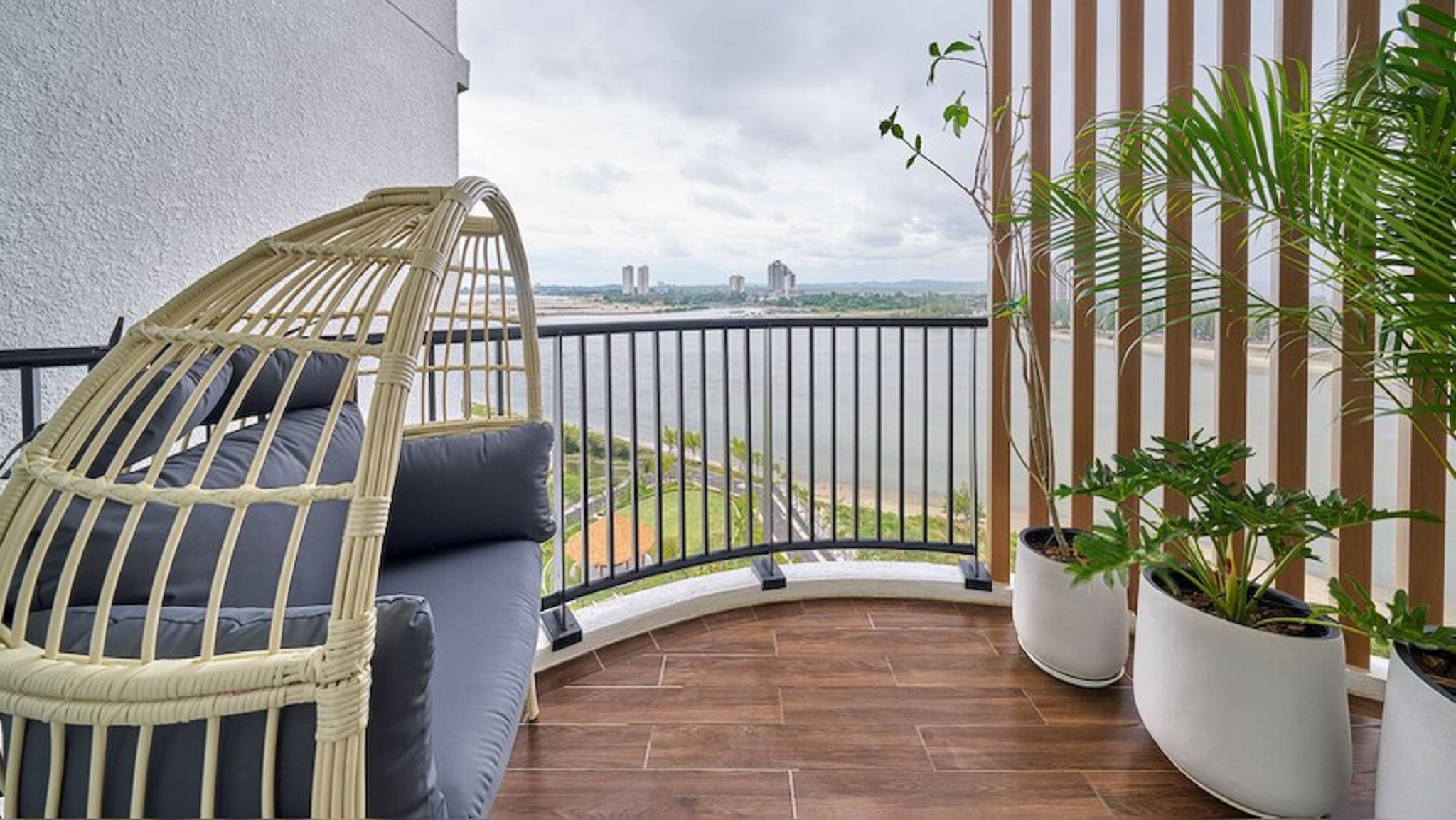 Family Room Sea View