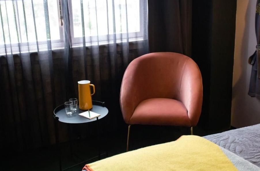 Studio King Size Bed