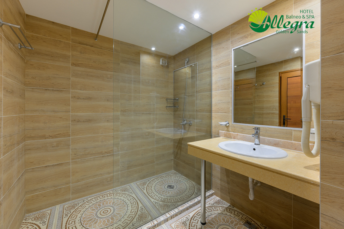 Double Deluxe Pool View