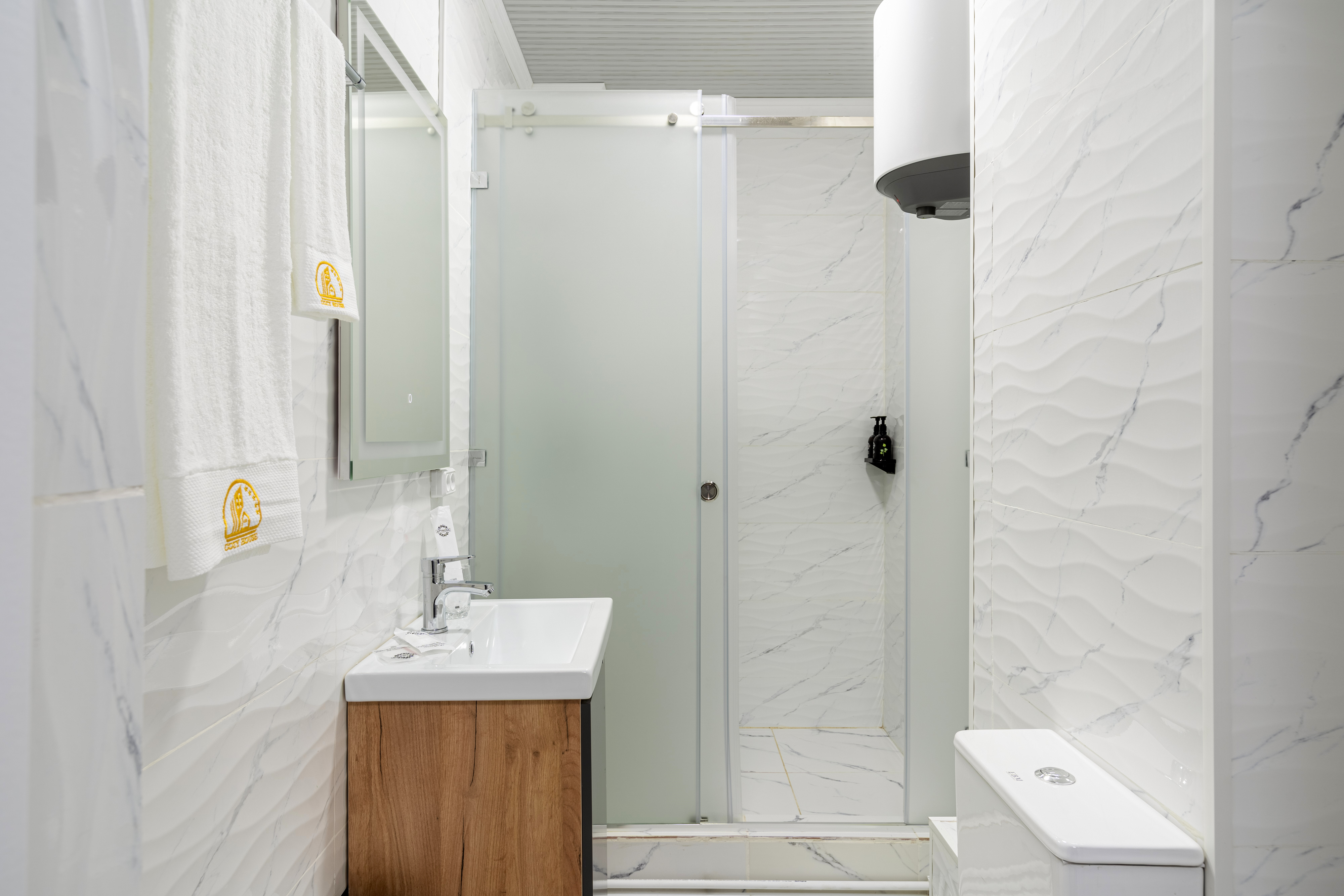 Double or Twin Standard