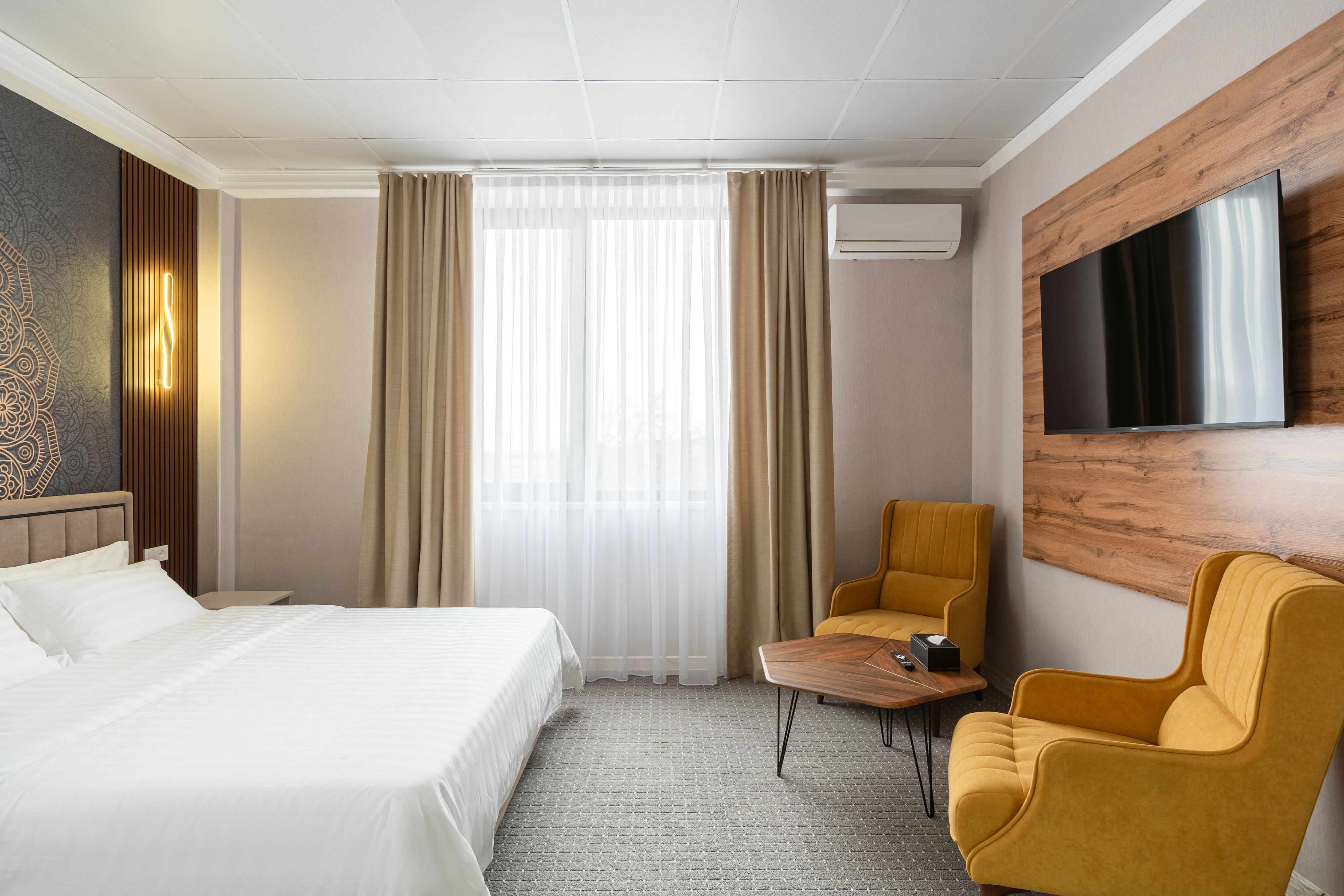 Double or Twin Standard