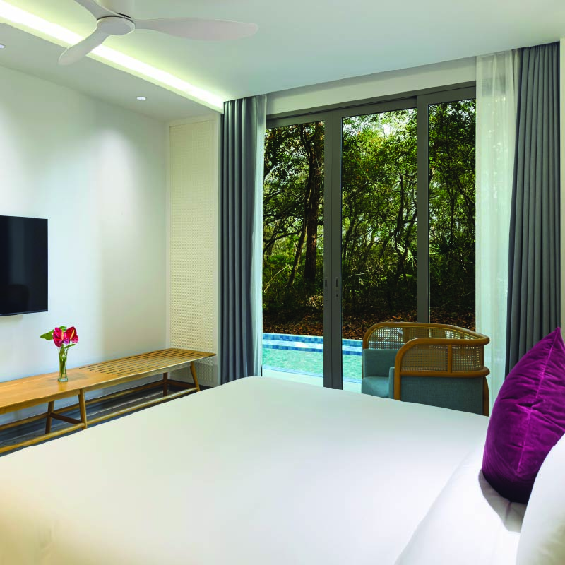 Twin Superior Pool View