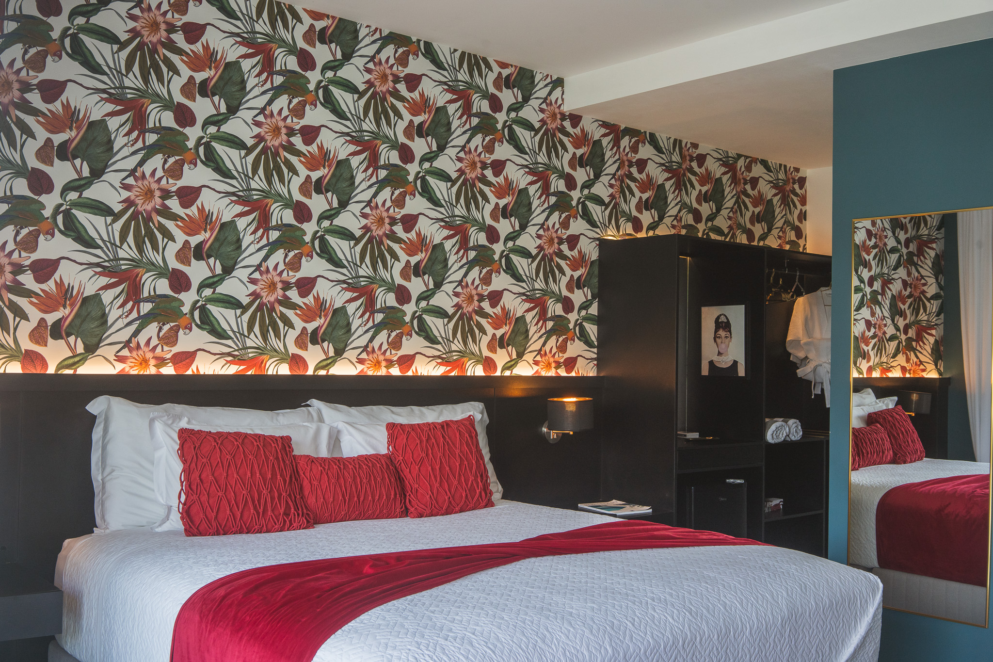 Double Deluxe Pool View