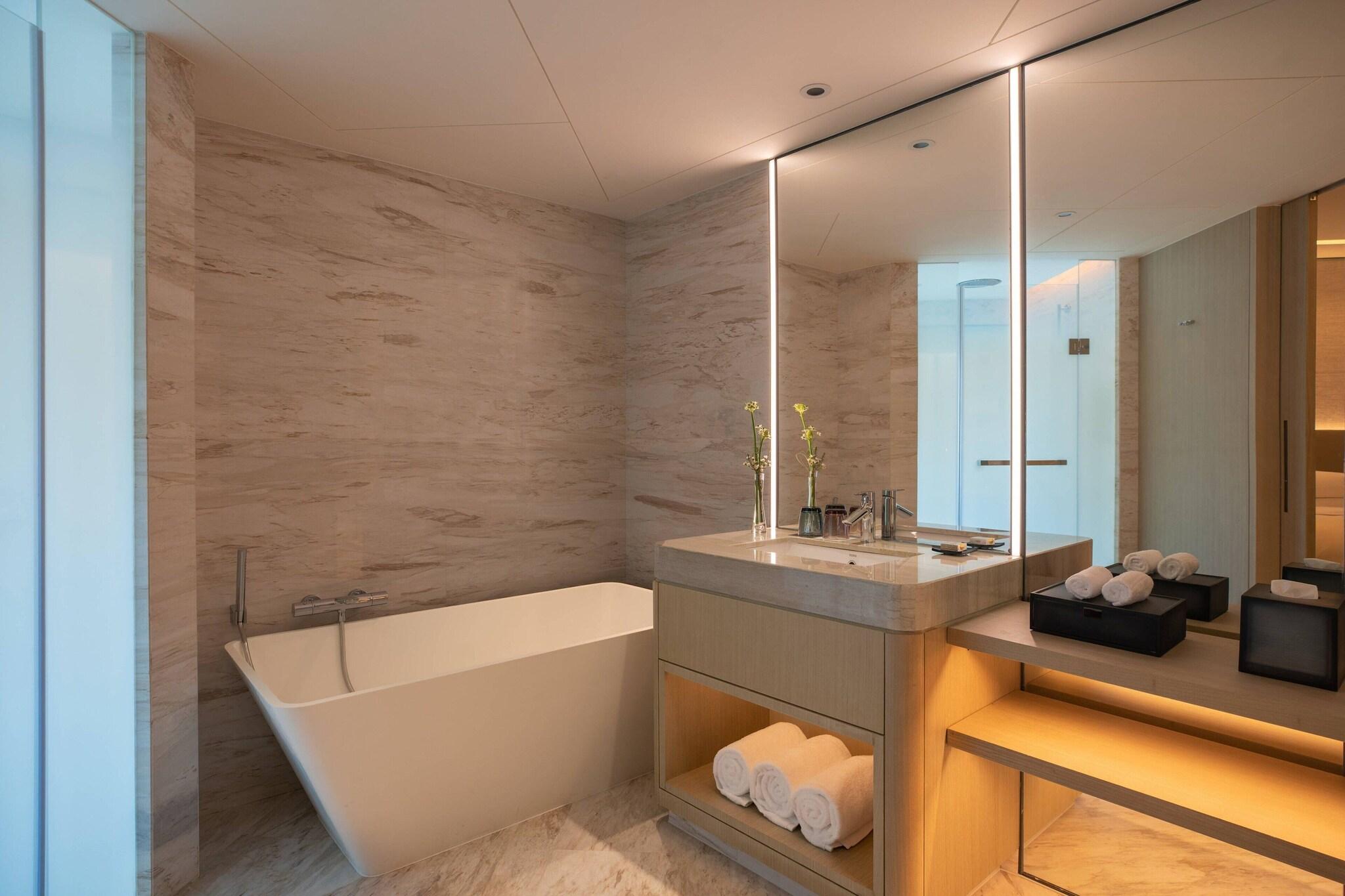 Suite Executive City View