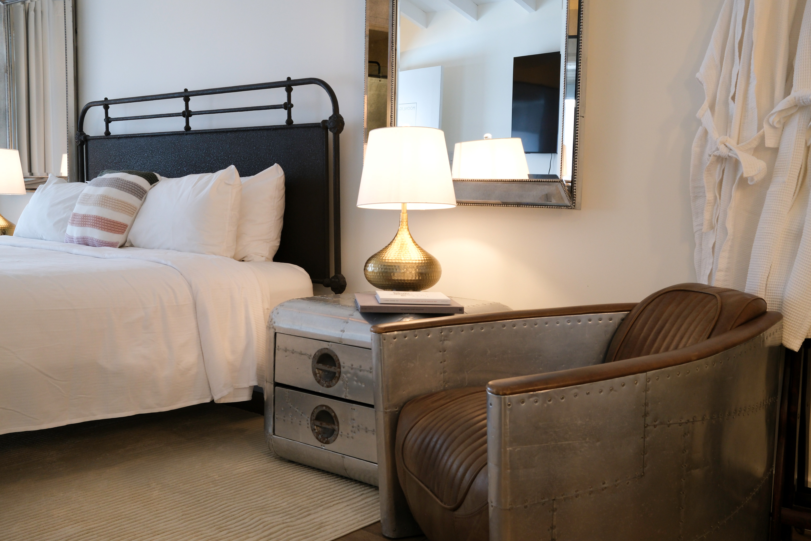 Double Deluxe Pool View