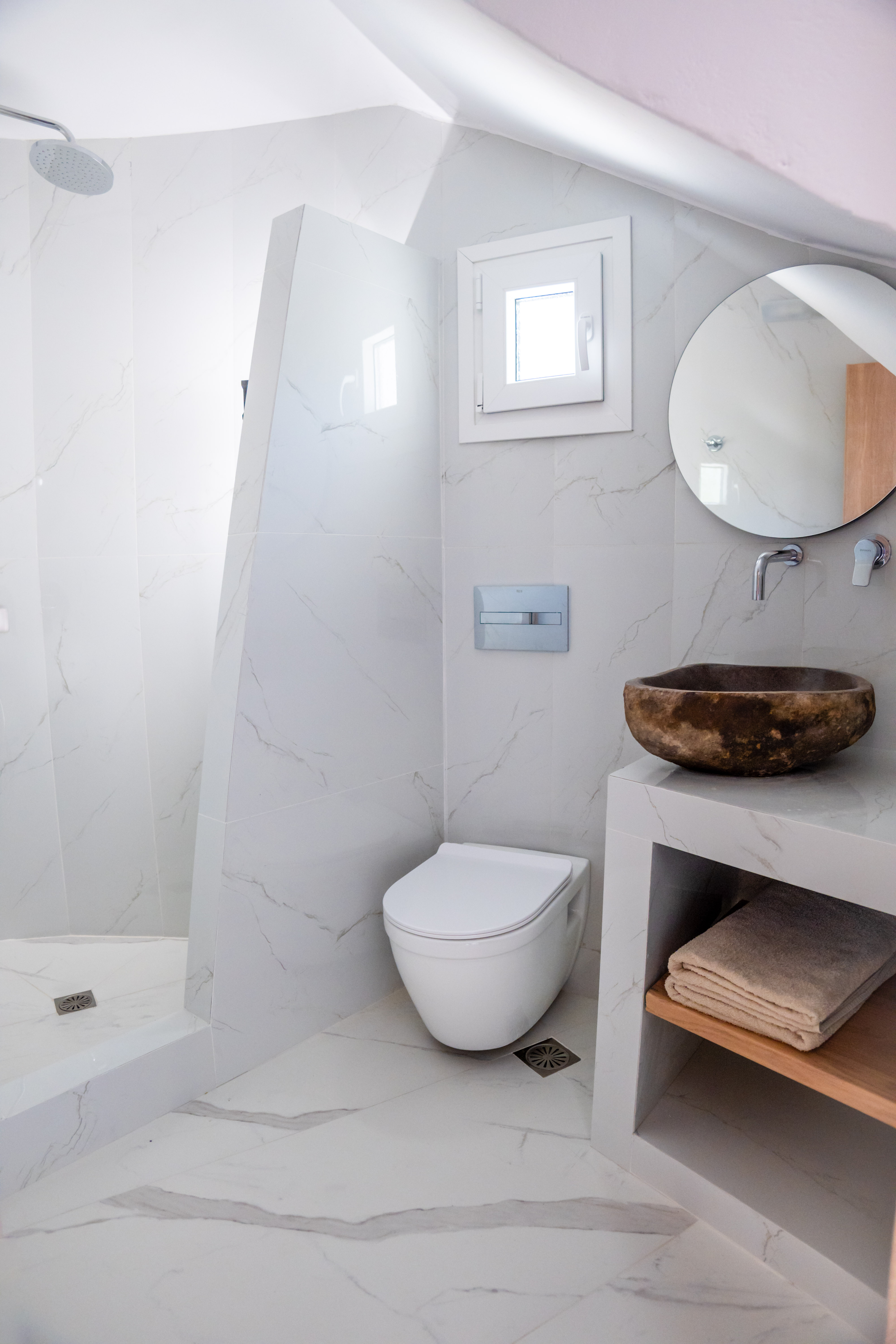 Suite Two Bedrooms Two Bathrooms