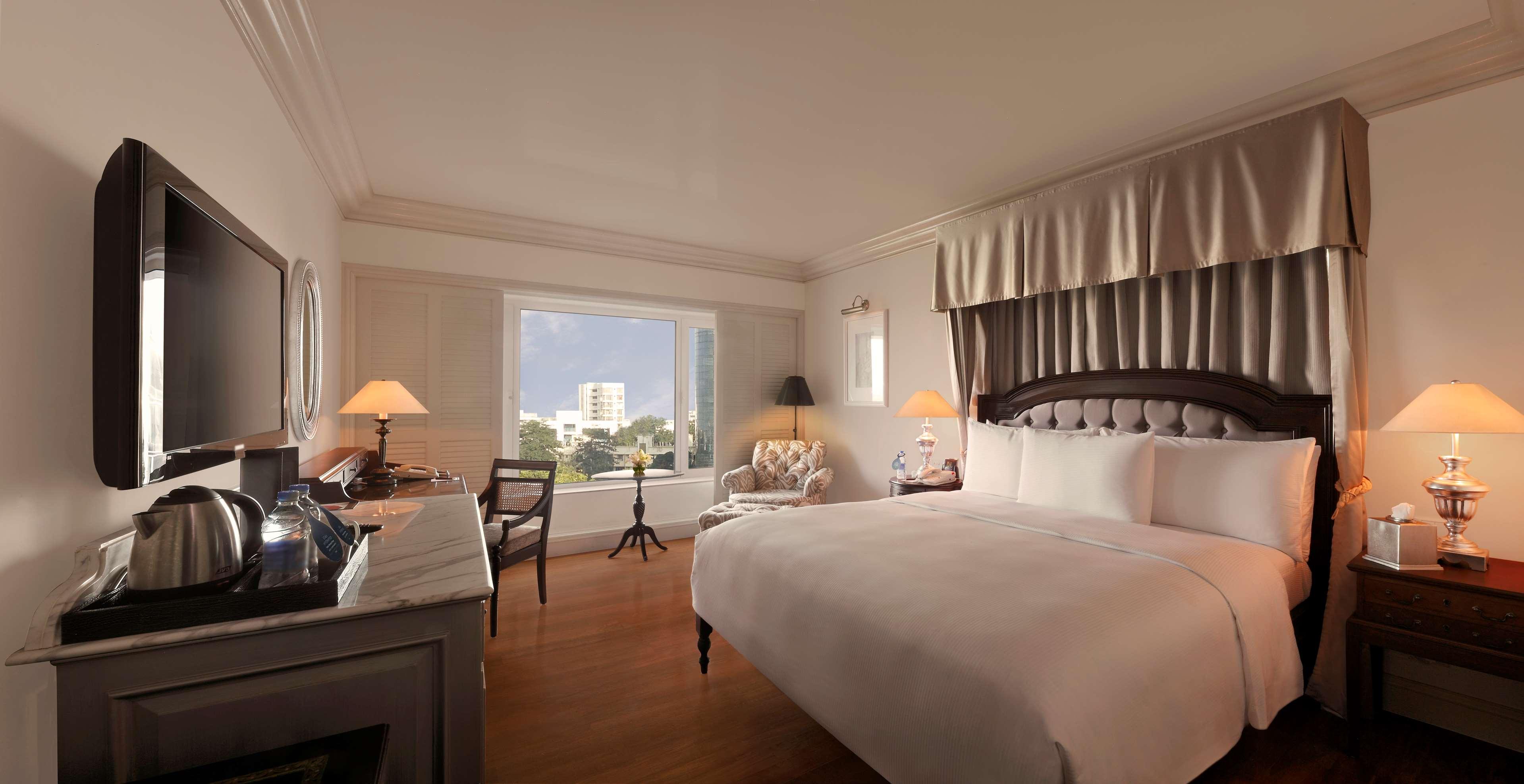 Double Executive King Bed