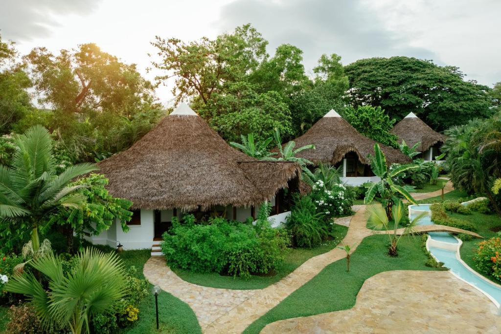 Double Deluxe Pool View