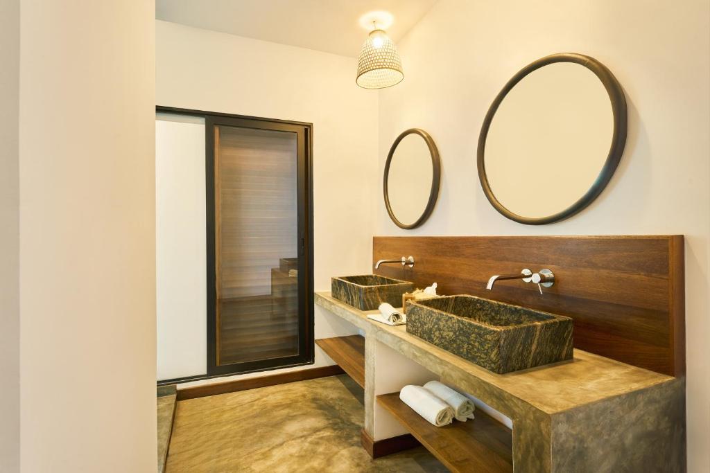 Junior Suite Superior with Balcony