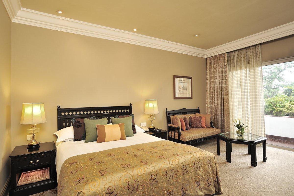 Double Deluxe King Bed