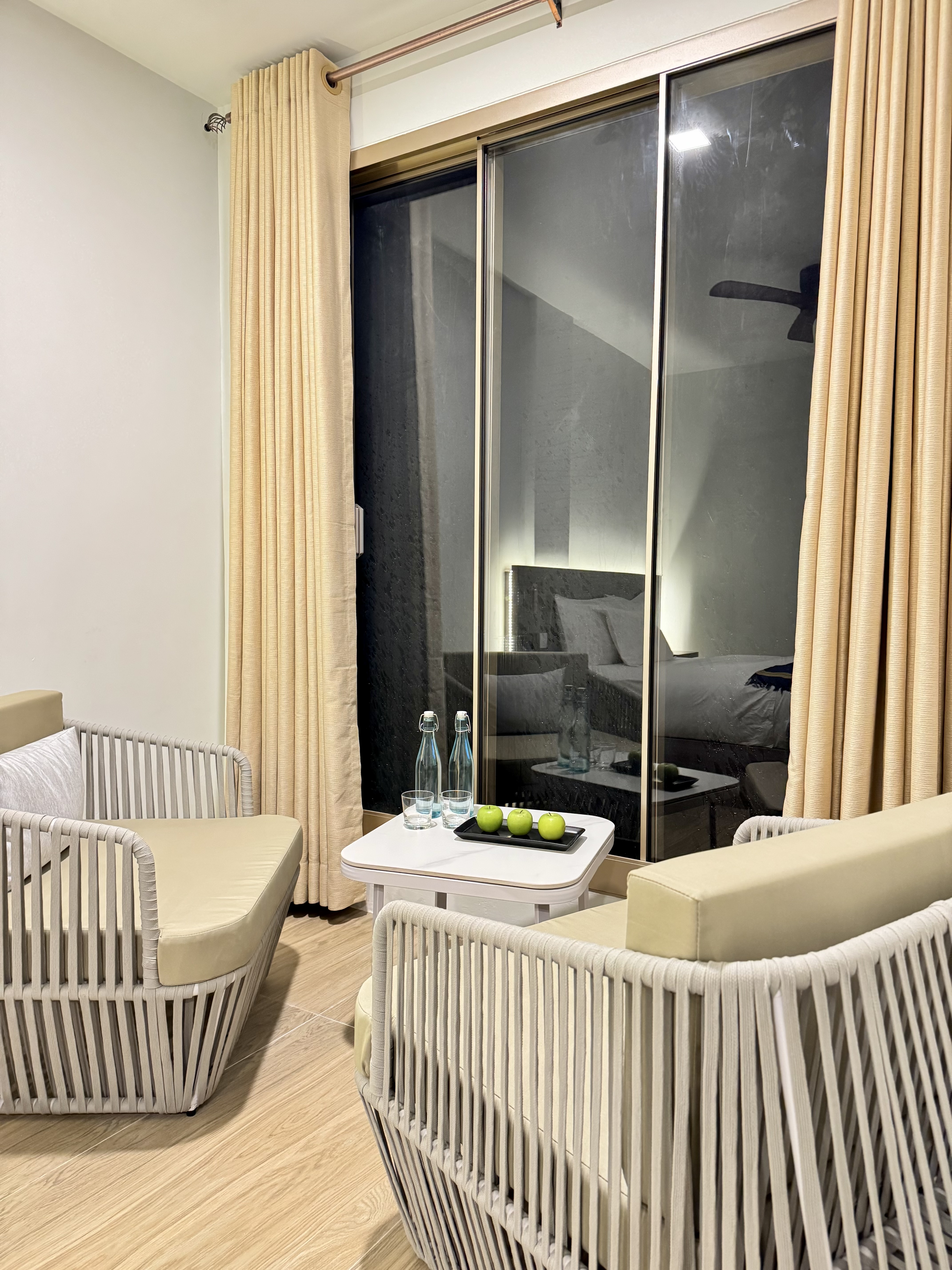 Family Room Deluxe Sea View