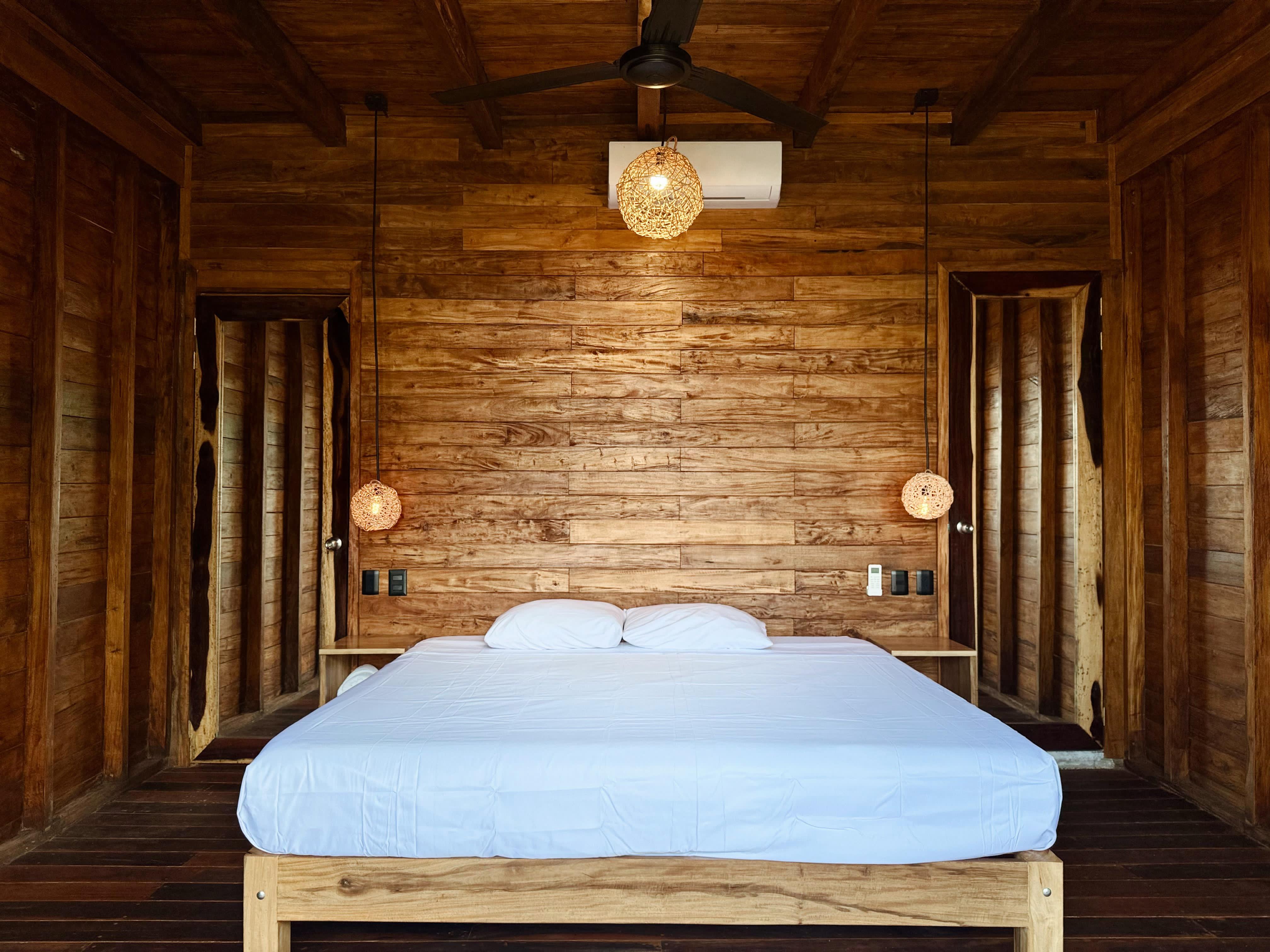 Bungalow Garden View King Bed