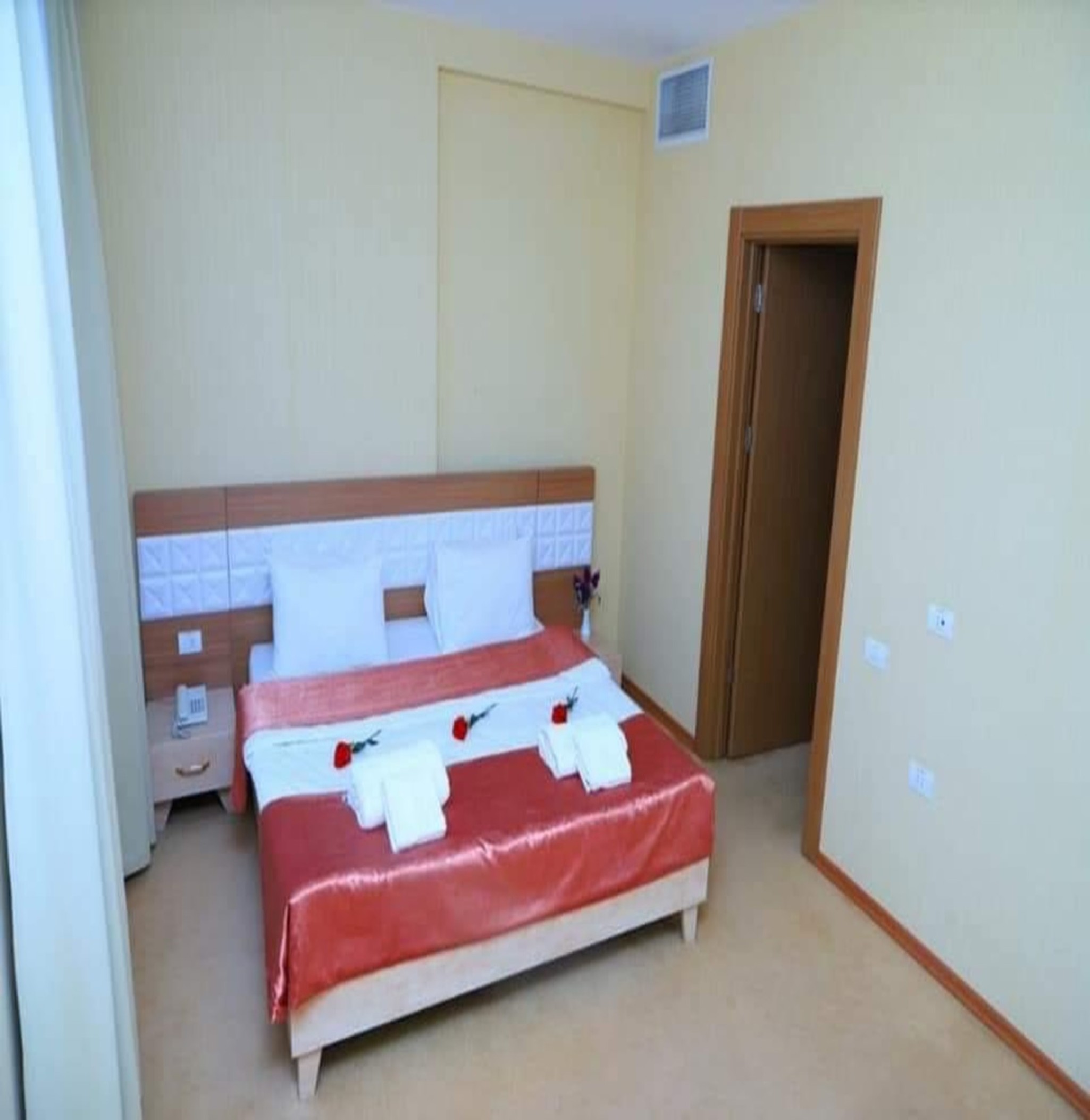 Junior Suite King Size Bed