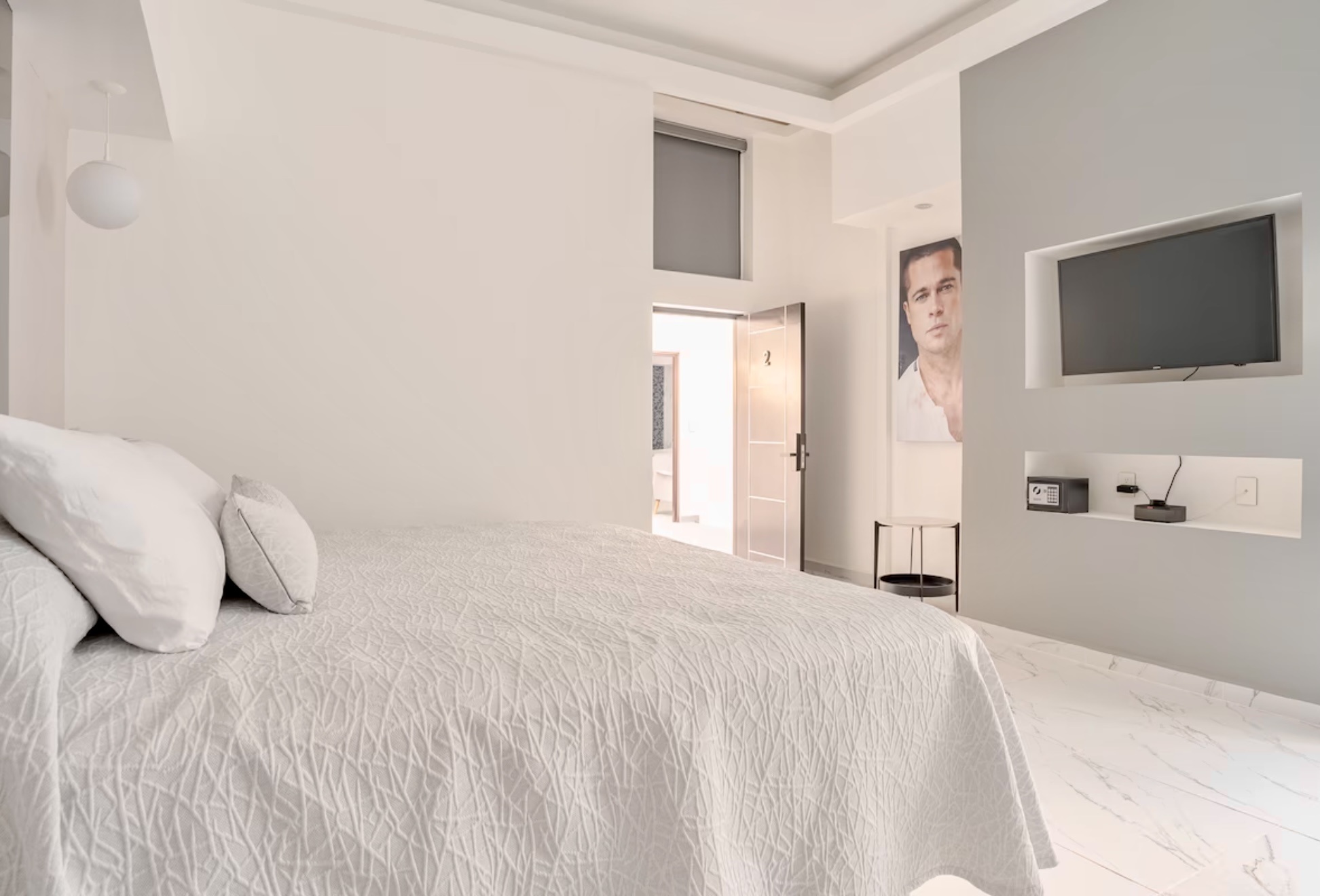 Room One Bedroom with Air Conditioning