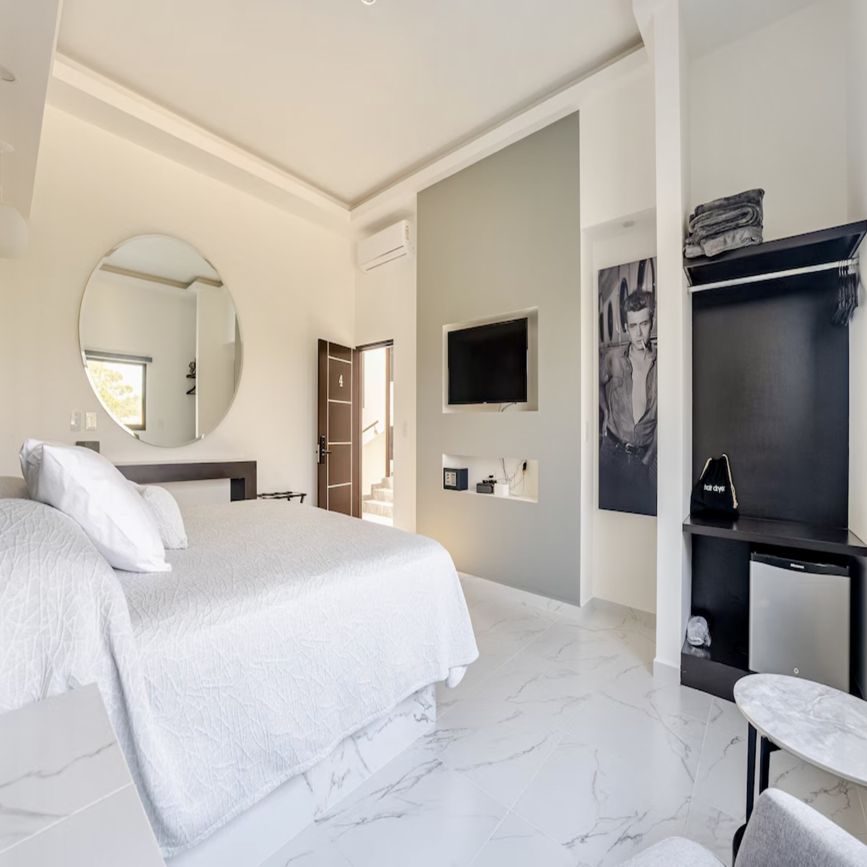 Room One Bedroom with Air Conditioning