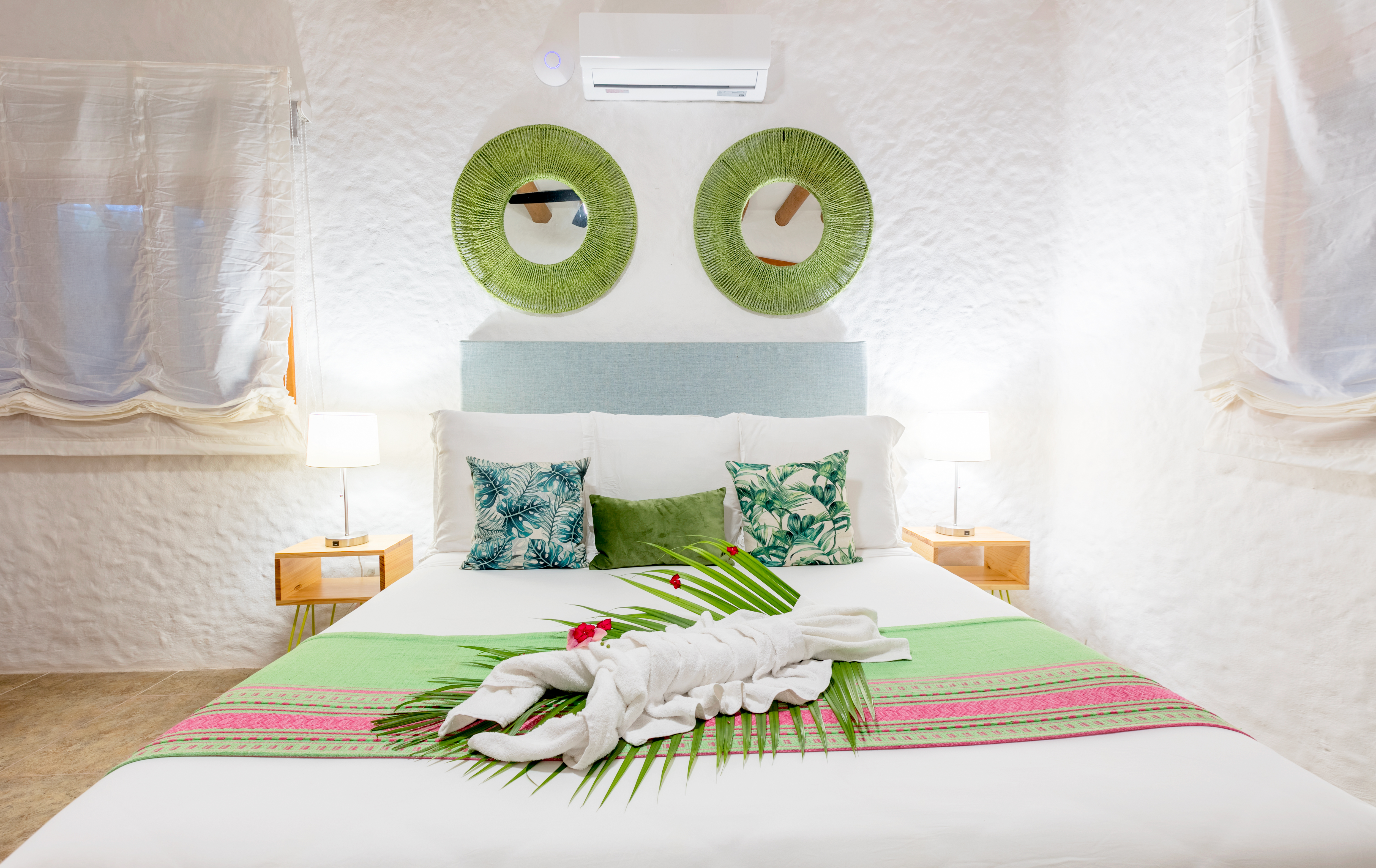 Double Deluxe King Bed