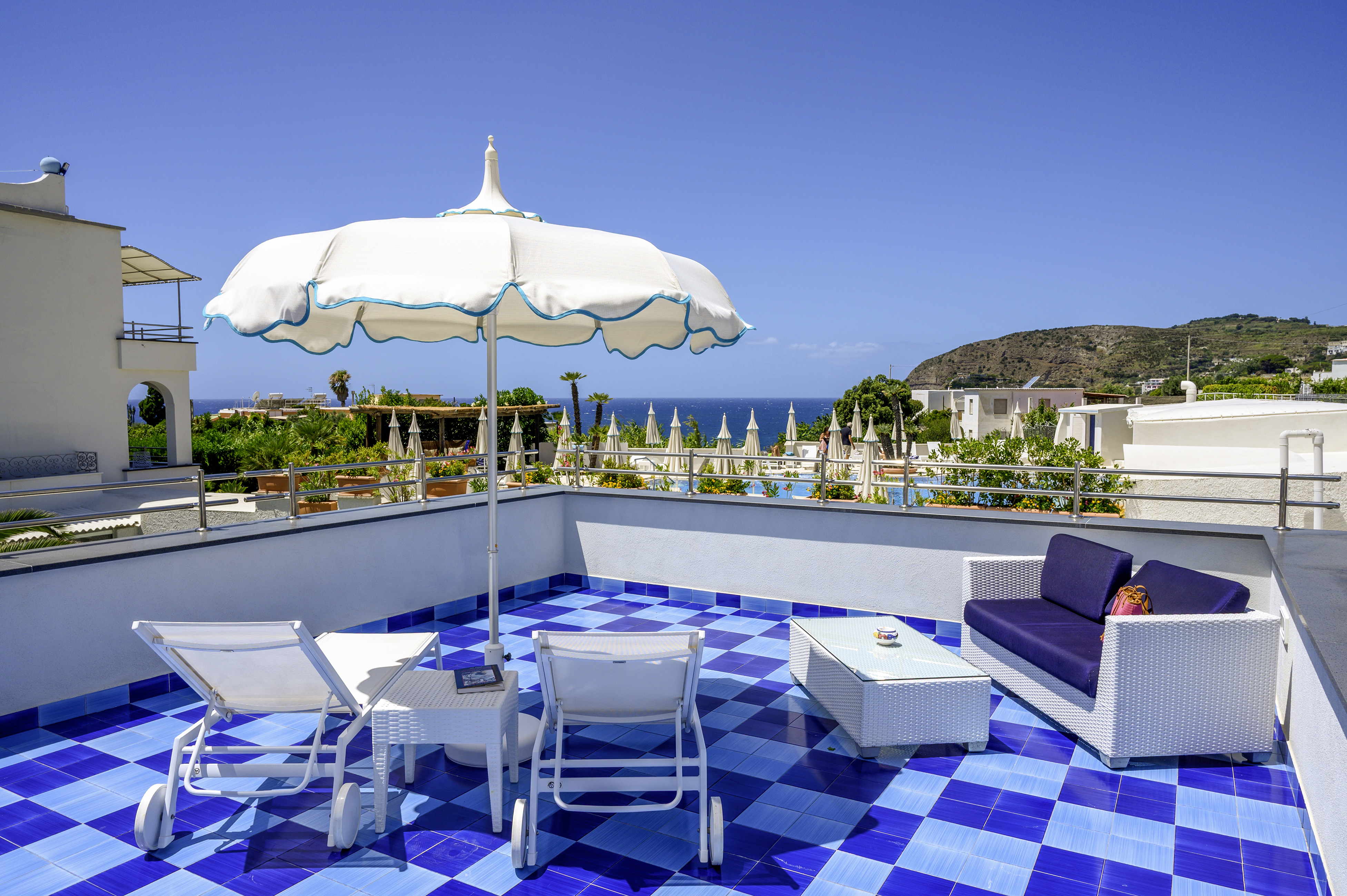 Suite Sea View Pool View