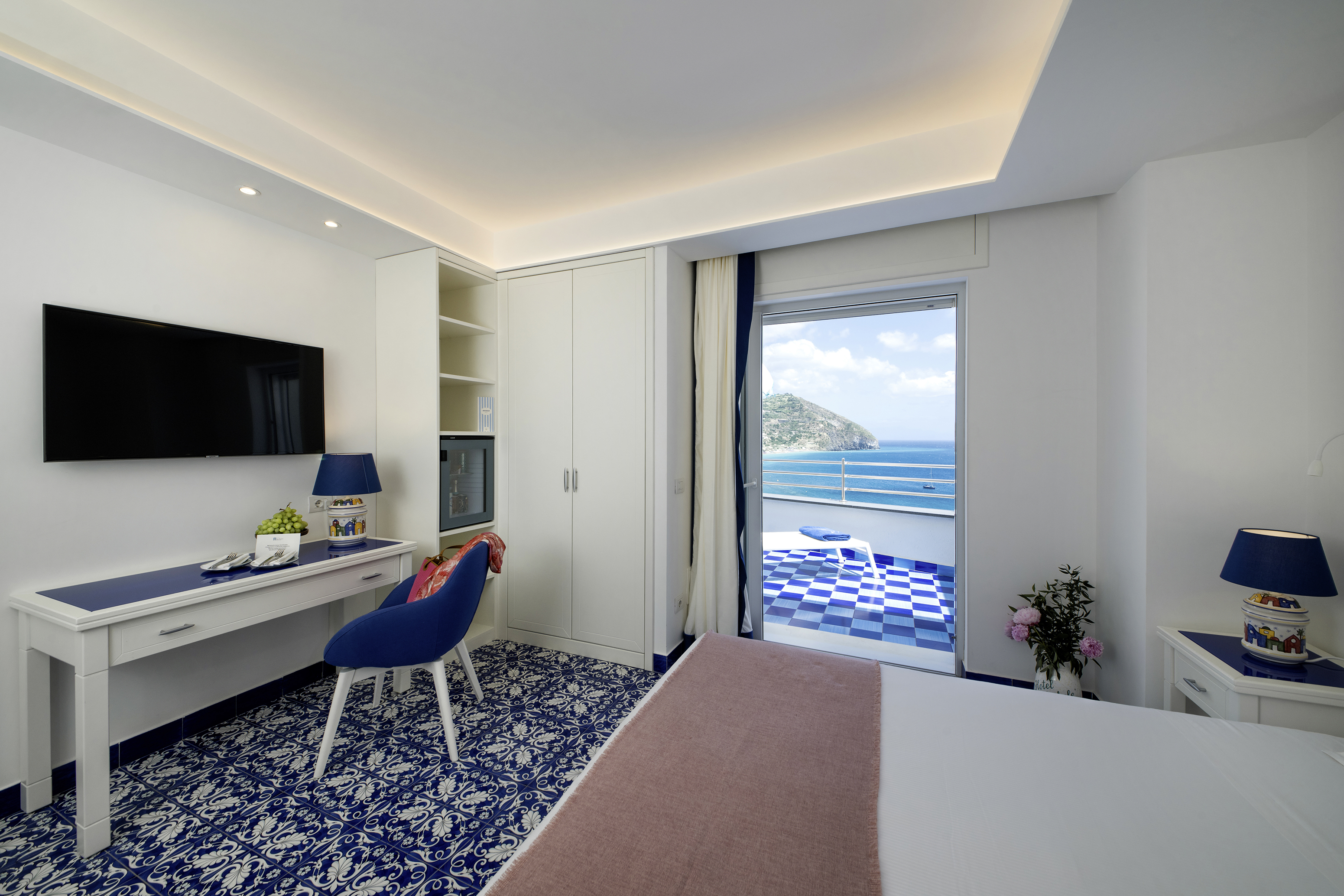 Double or Twin Deluxe Sea Front