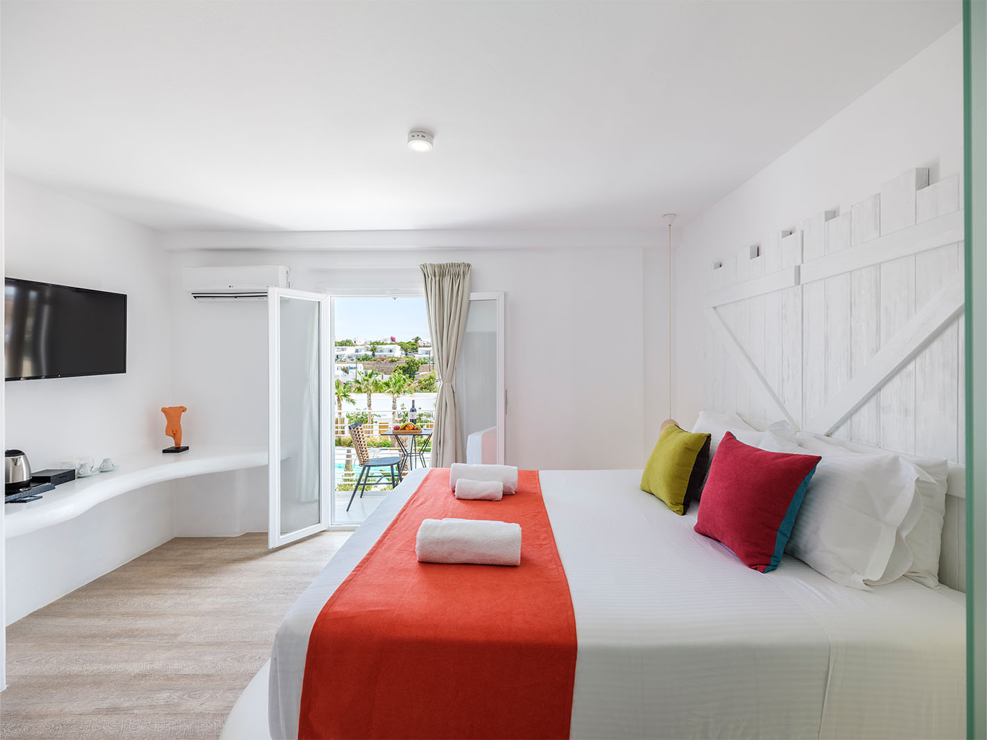 Double Single Pool View