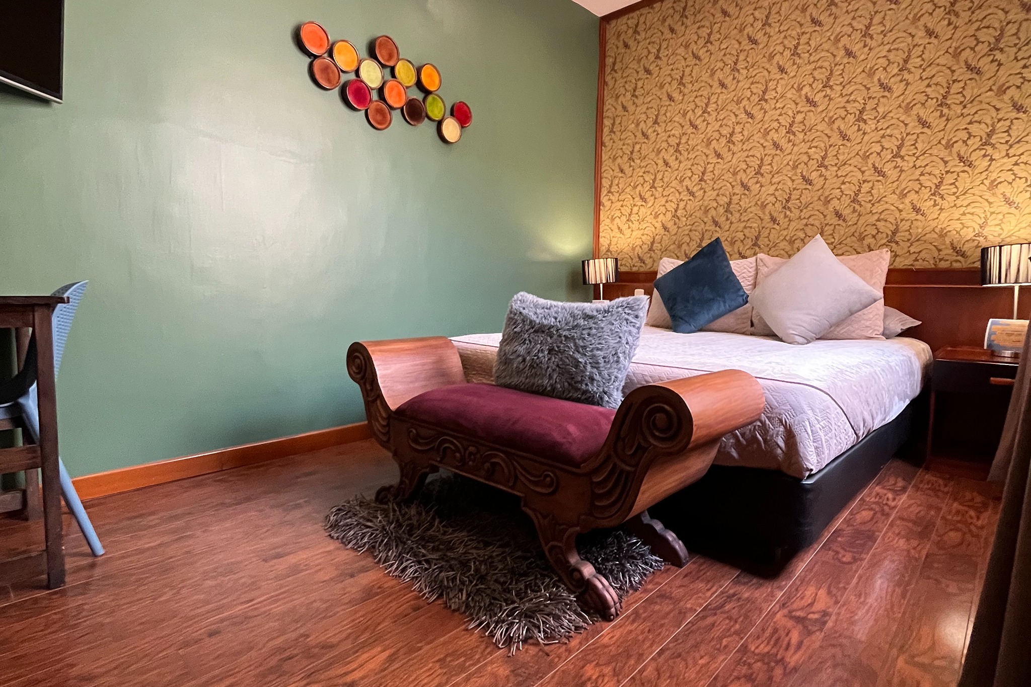 Double Superior Queen Bed