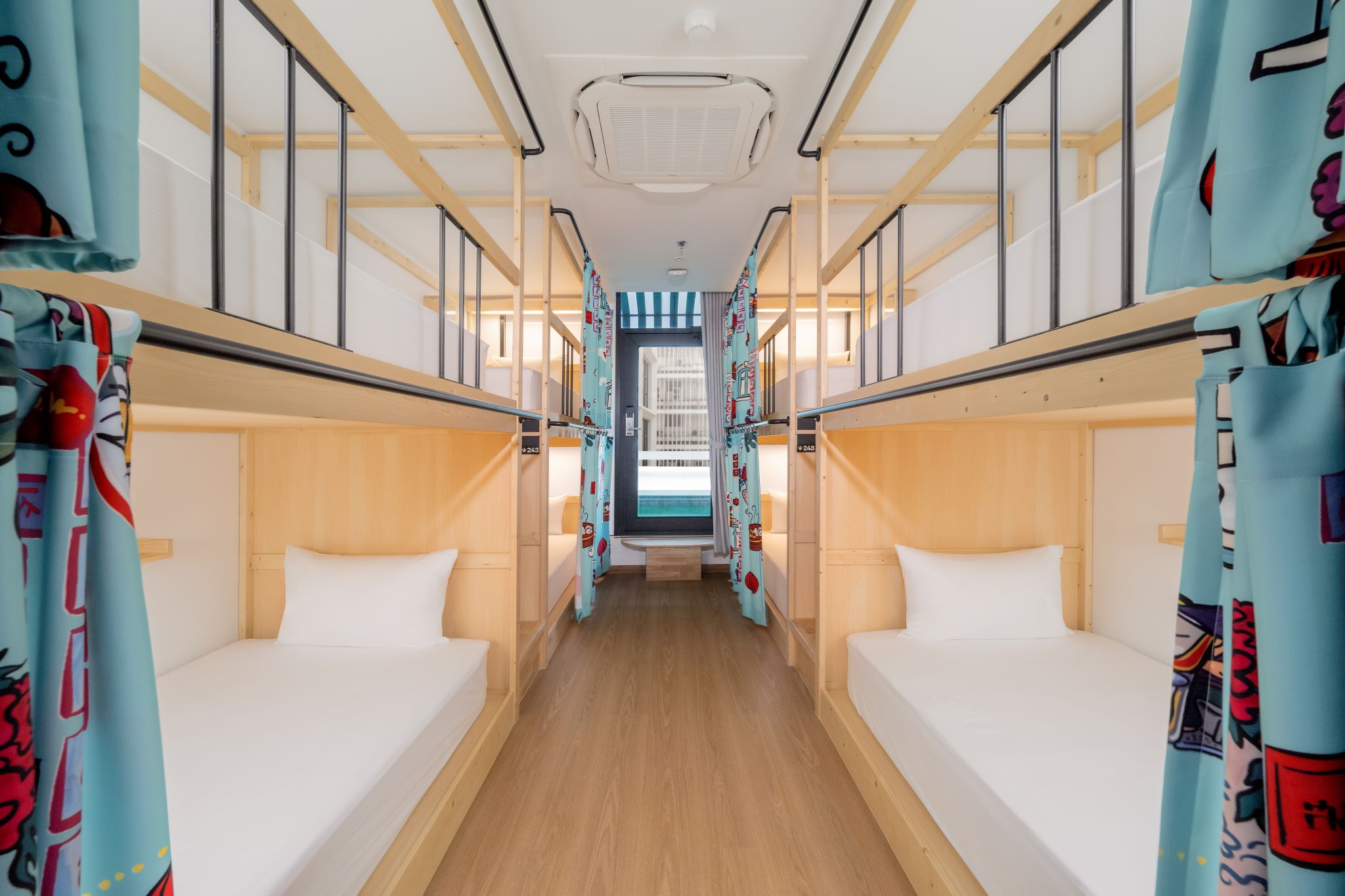 Bed in Dormitory Economy