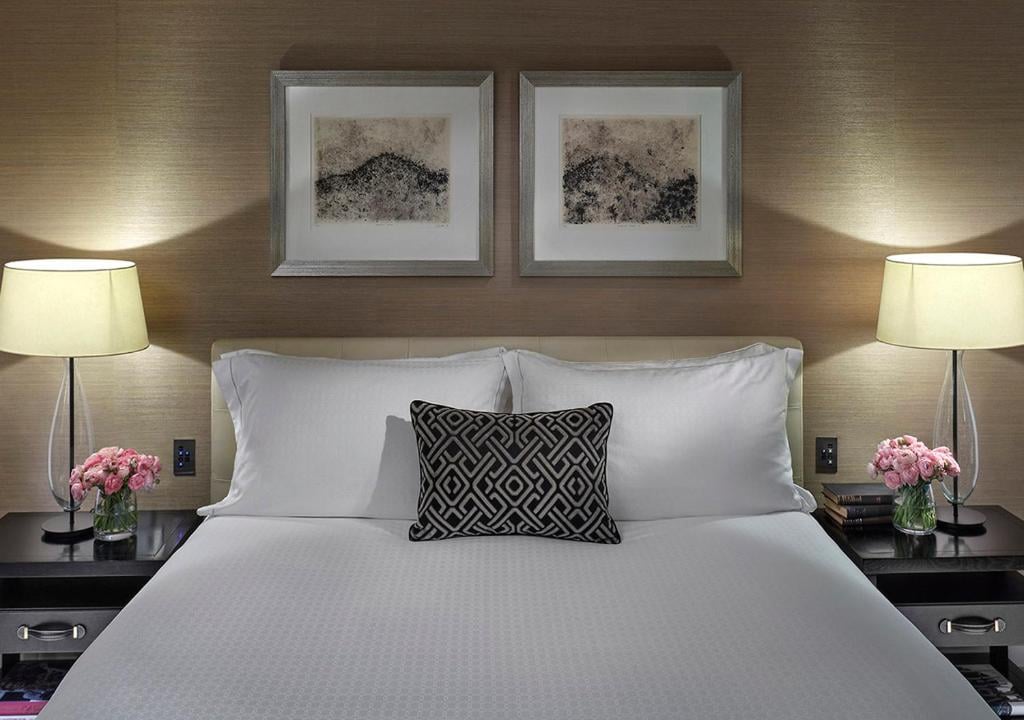 Twin Deluxe Two Queen Beds