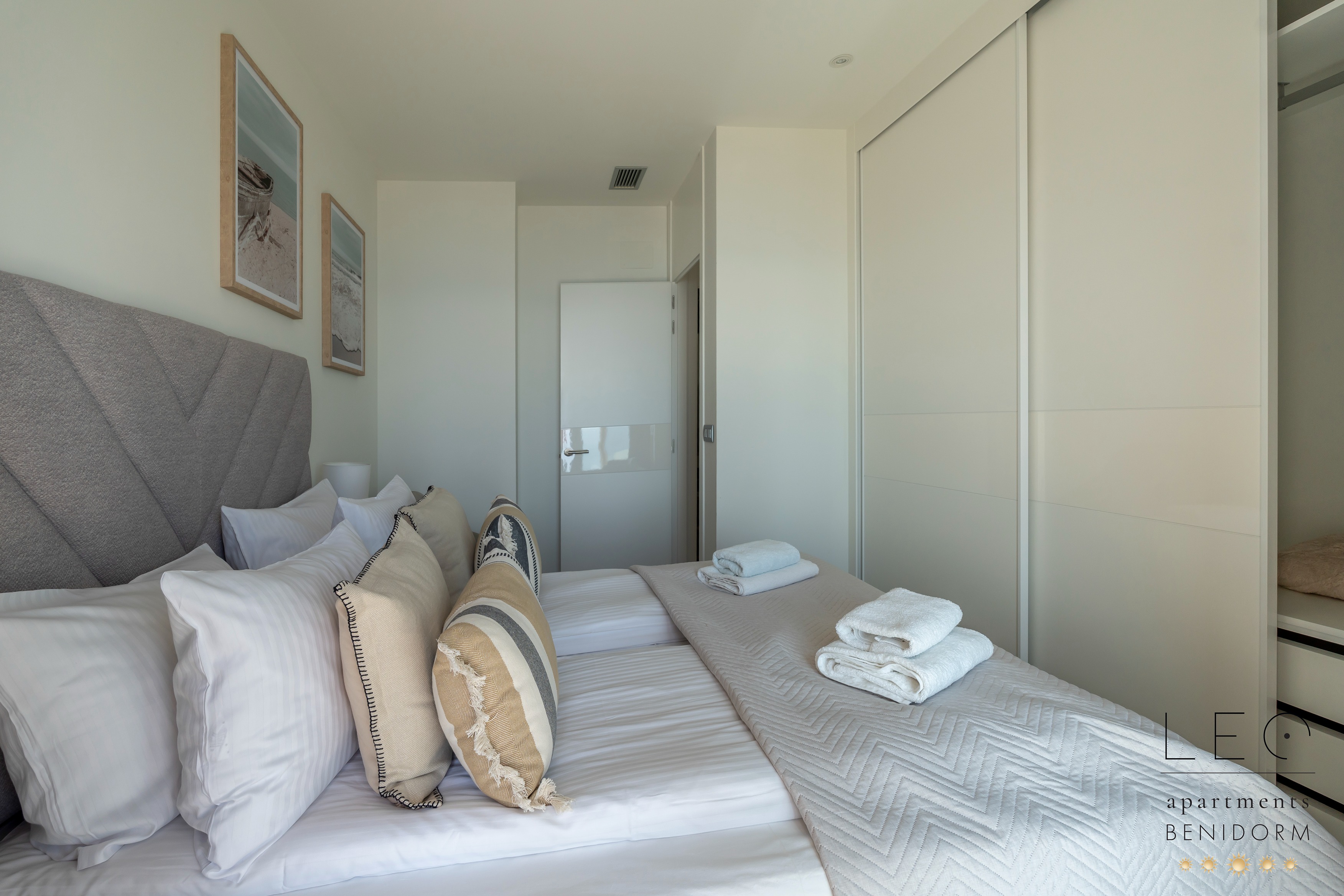 Apartment Capacity 6 Two Bedrooms