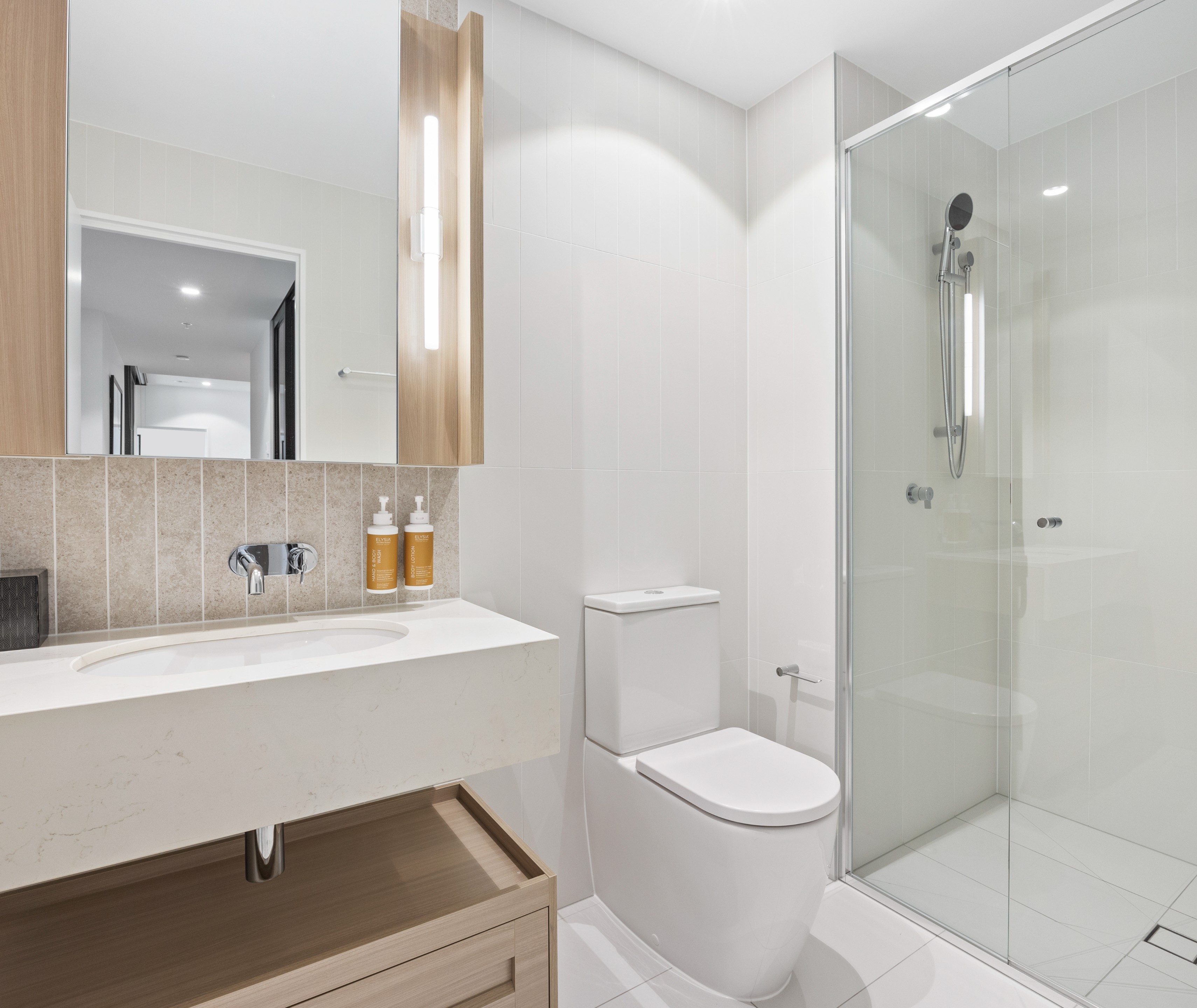 Apartment Three Bedrooms Two Bathrooms