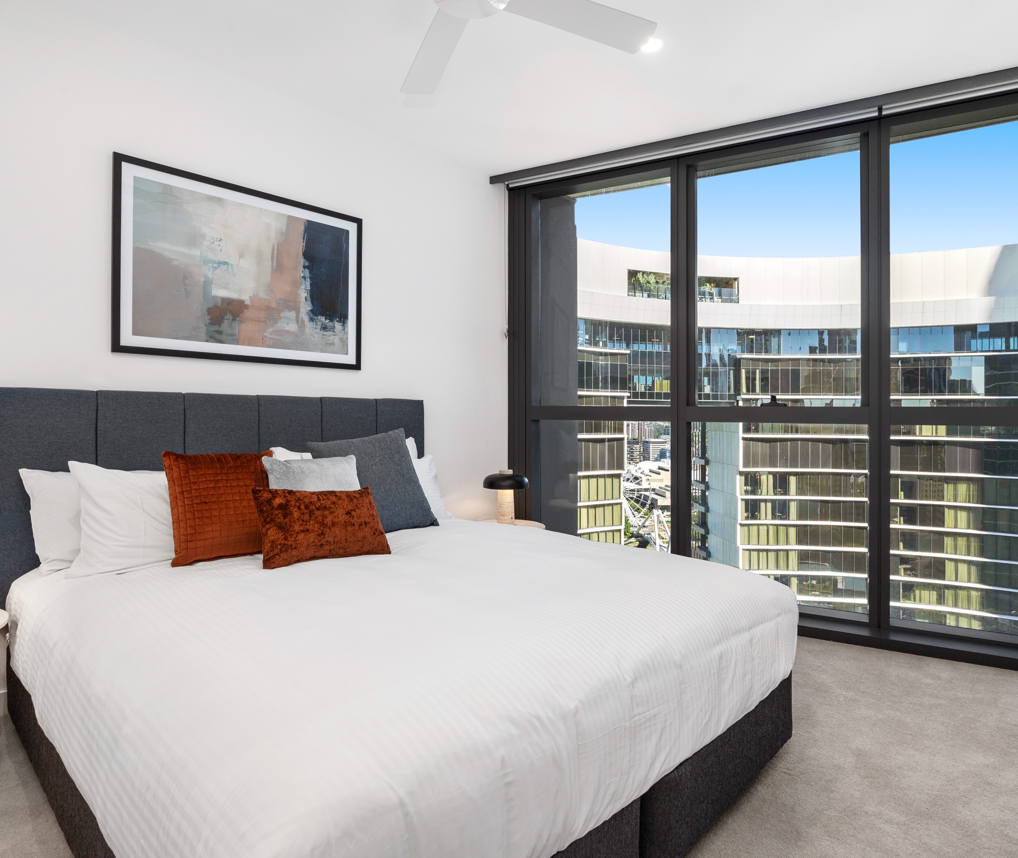 Apartment Three Bedrooms Two Bathrooms