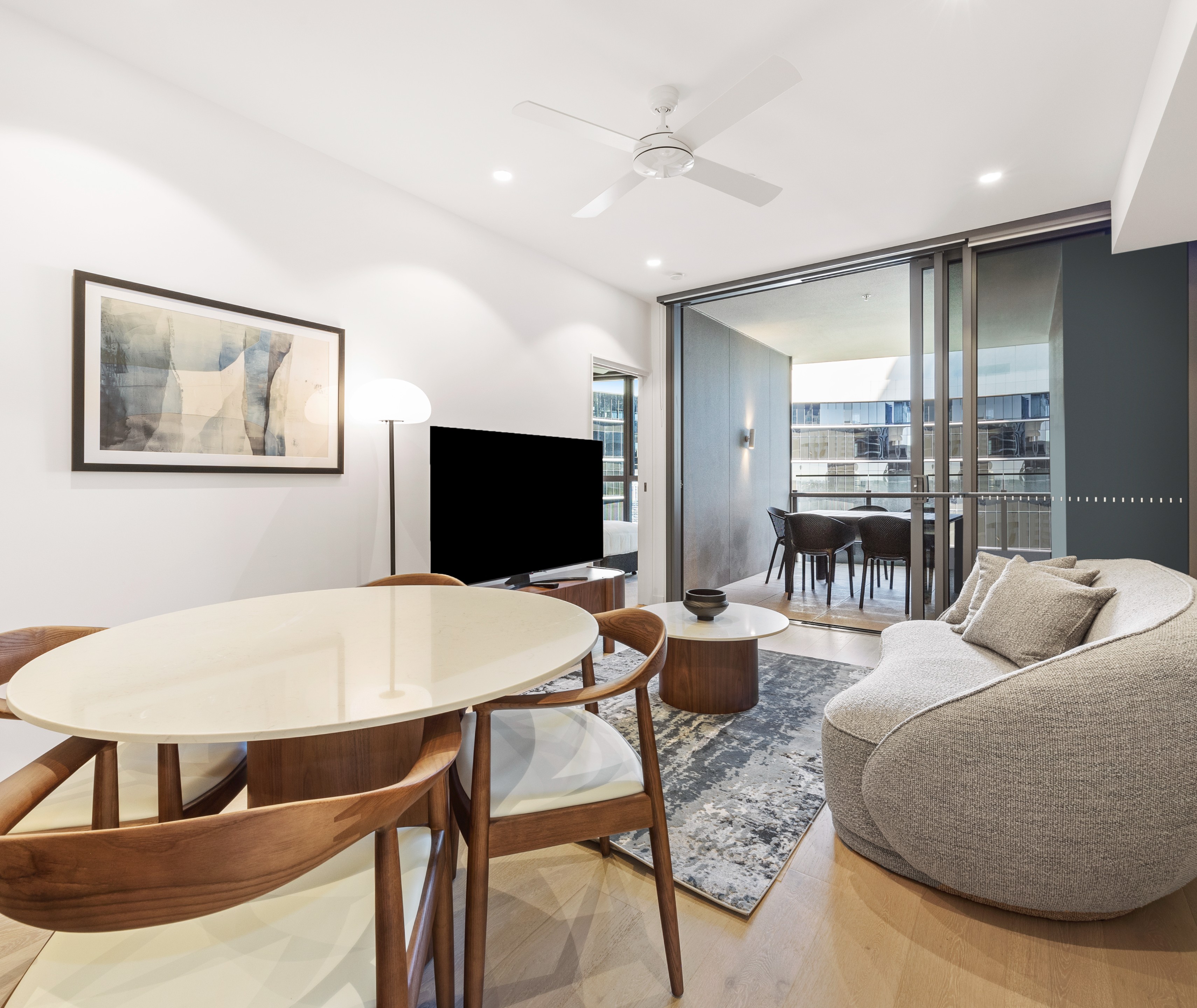 Apartment Three Bedrooms Two Bathrooms