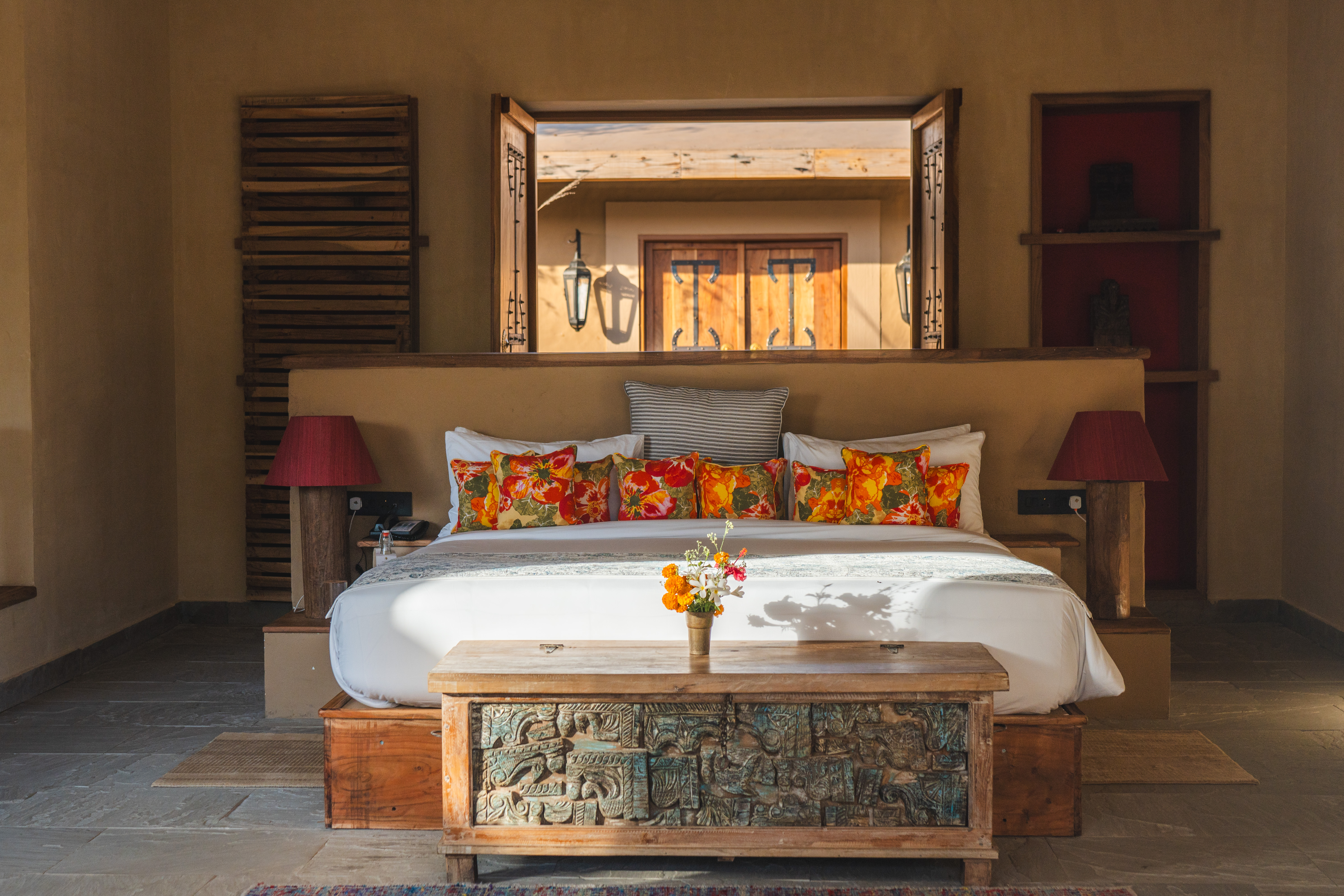 Double Deluxe One Bed