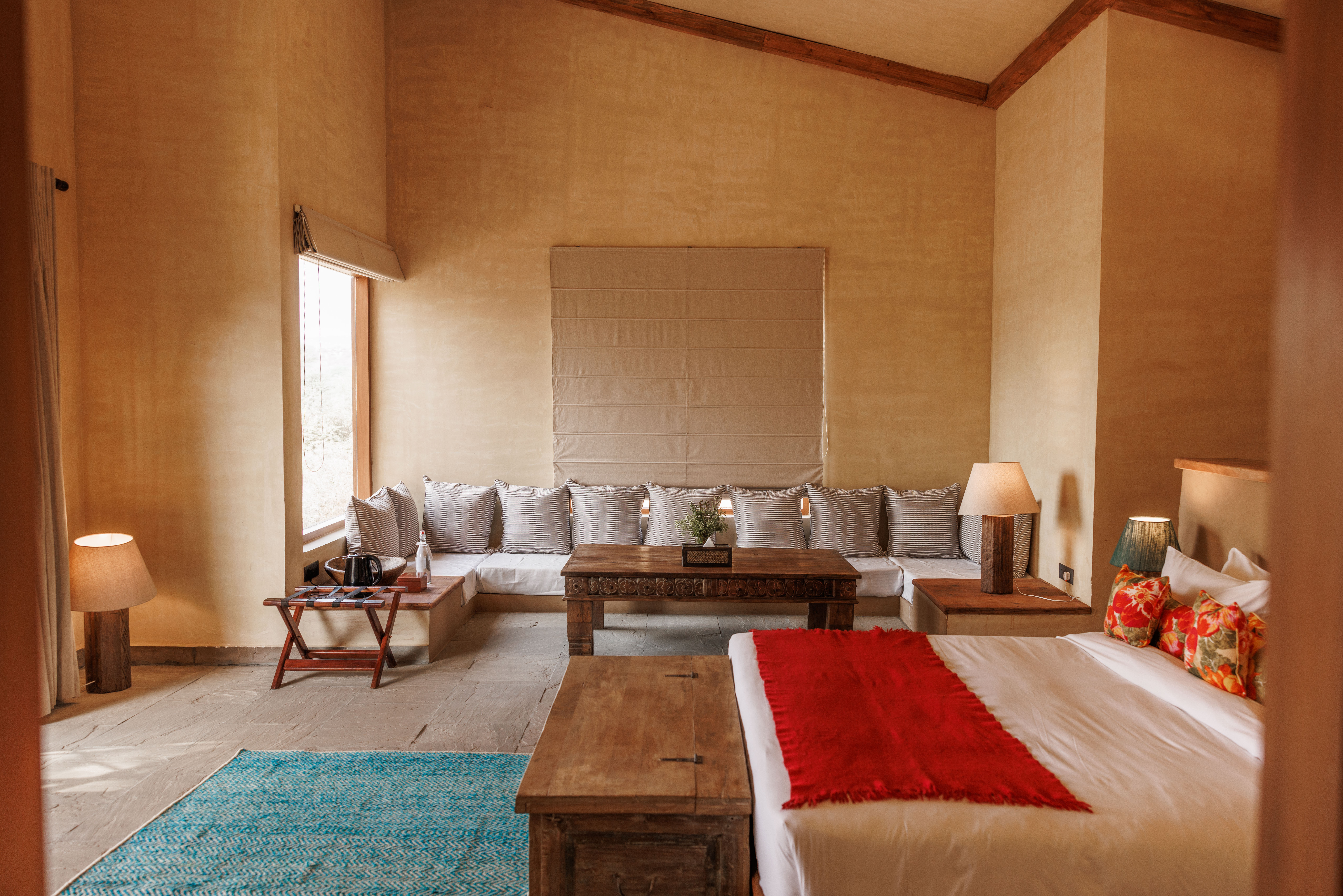 Double Deluxe One Bed