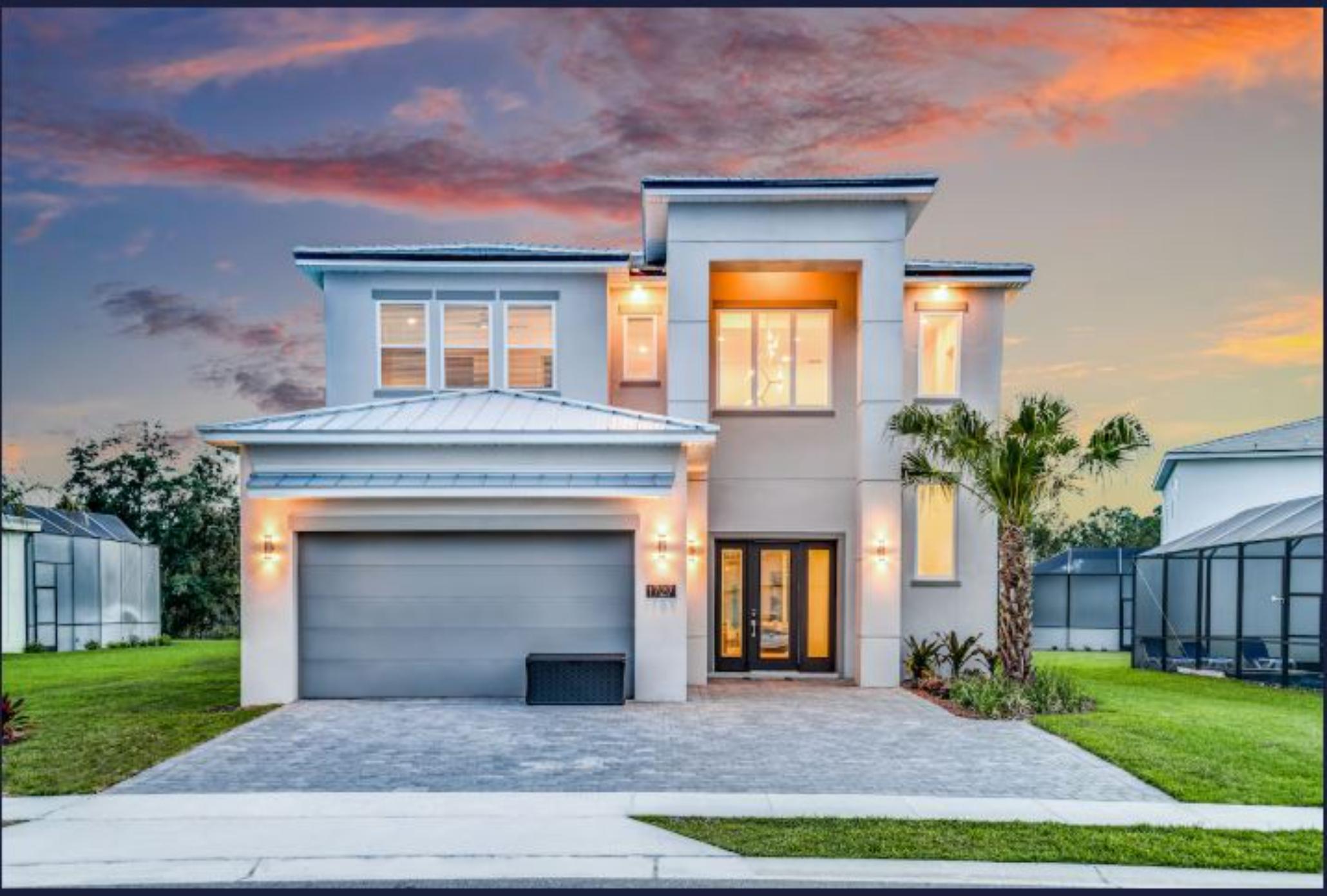 Home Six Bedrooms with Private Pool