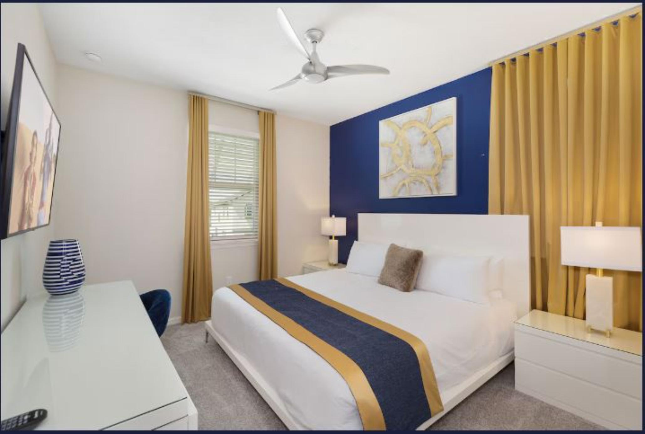 Home Eight Bedrooms with Private Pool