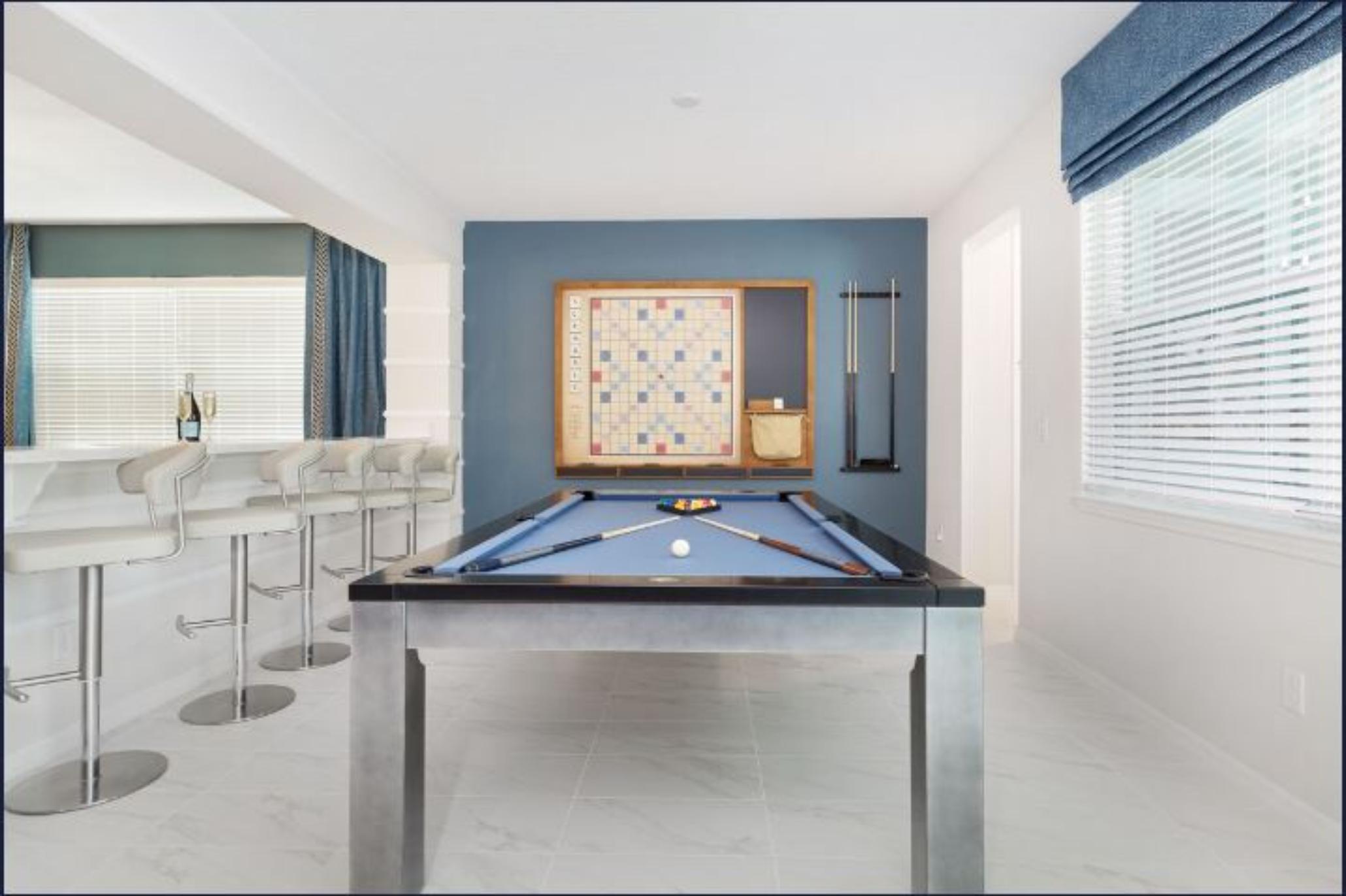 Home Eight Bedrooms with Private Pool