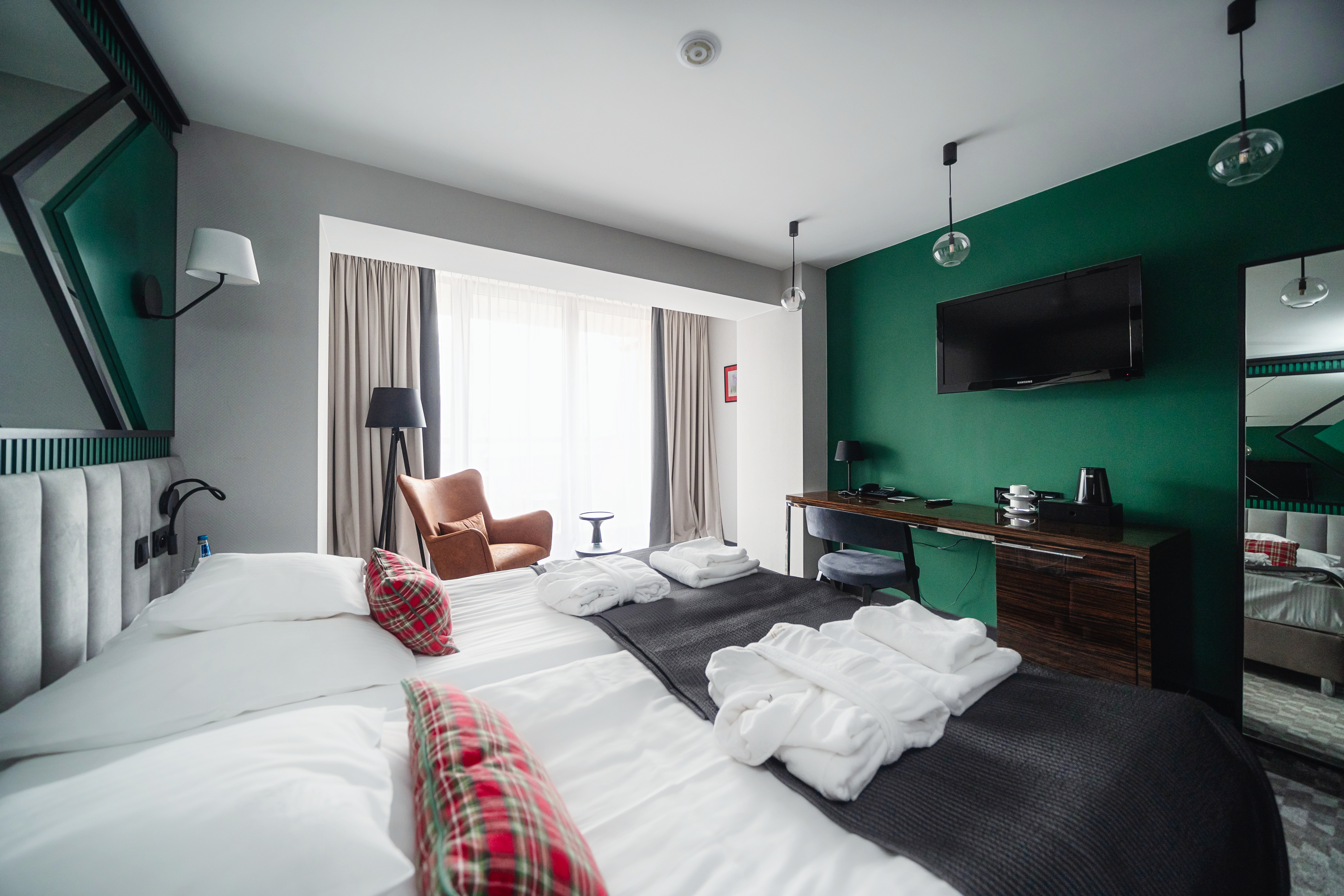 Double or Twin Deluxe with Terrace