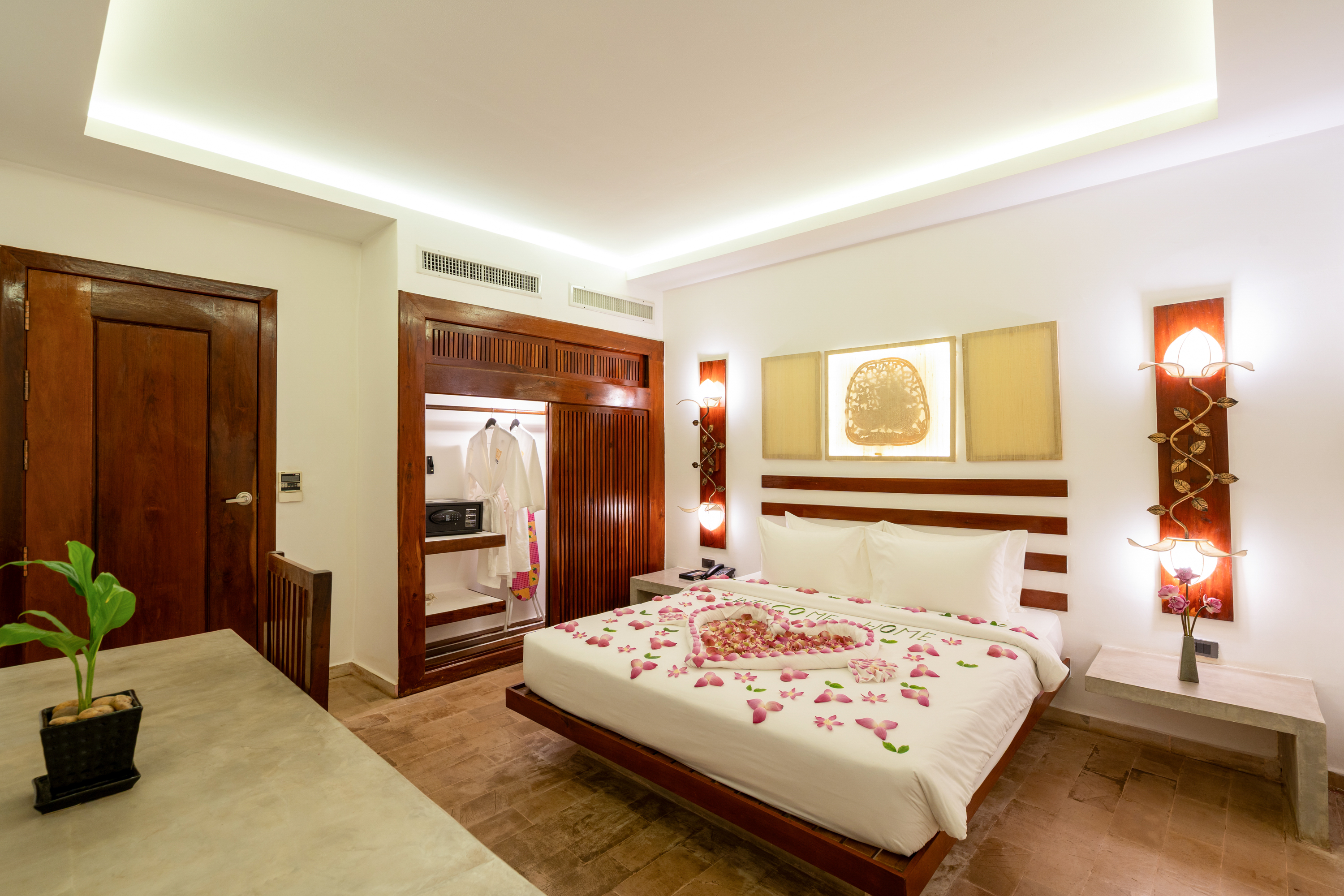 Family Room Deluxe Two Bedroom