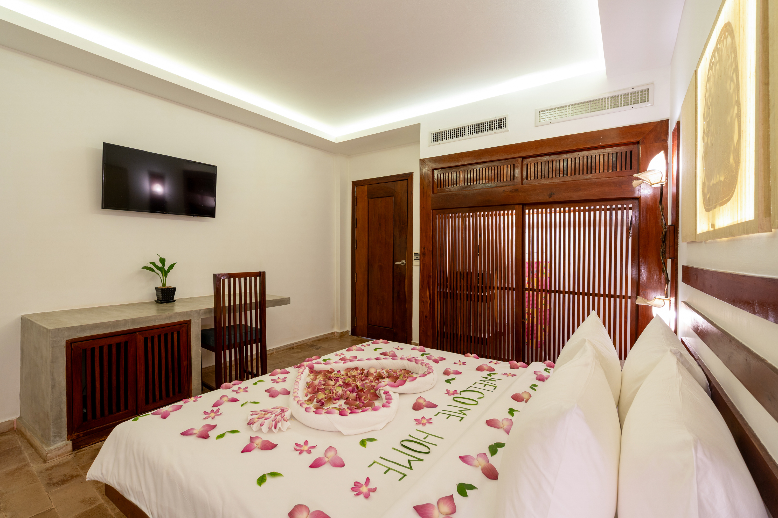 Family Room Deluxe Two Bedroom