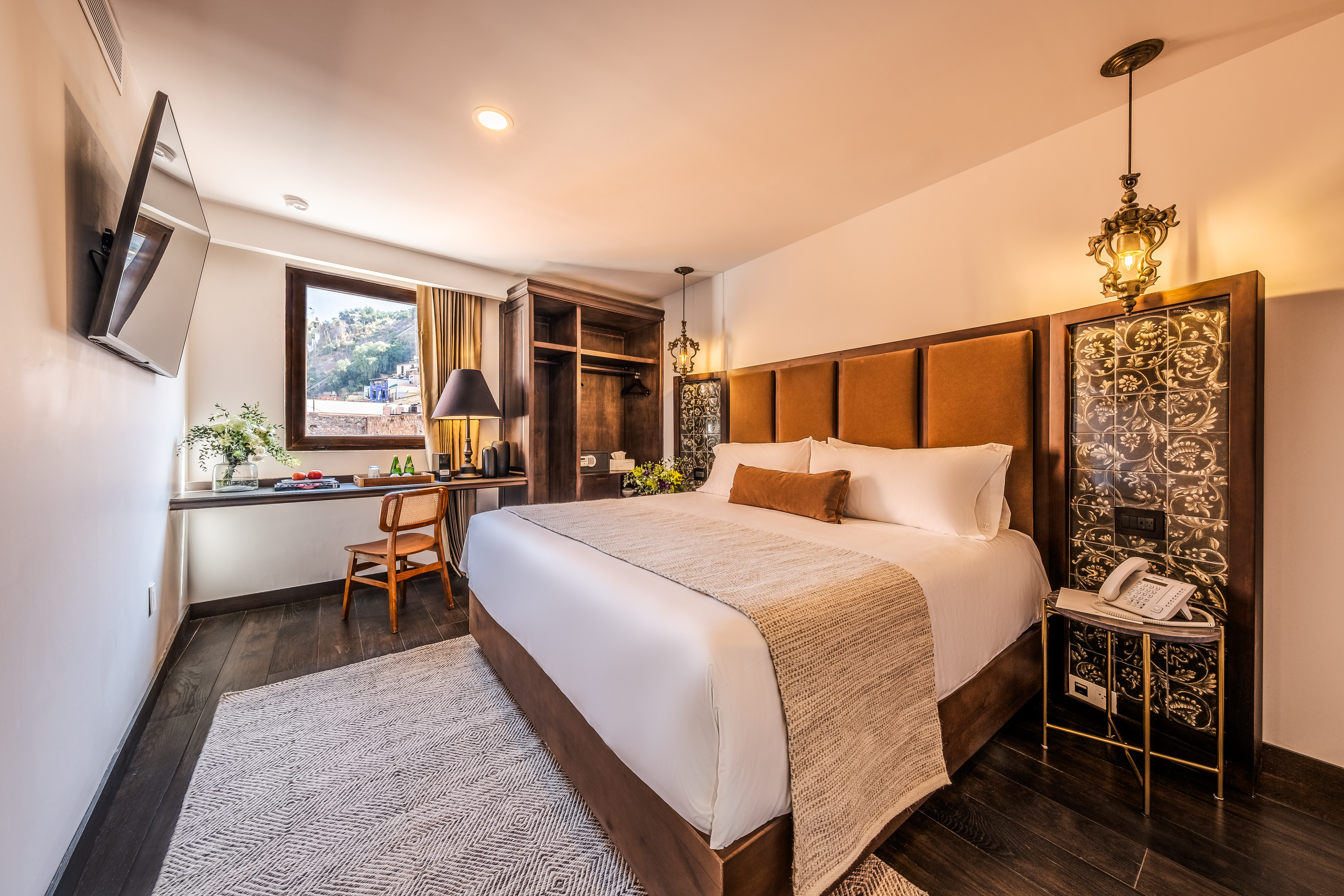 Double Superior King Bed