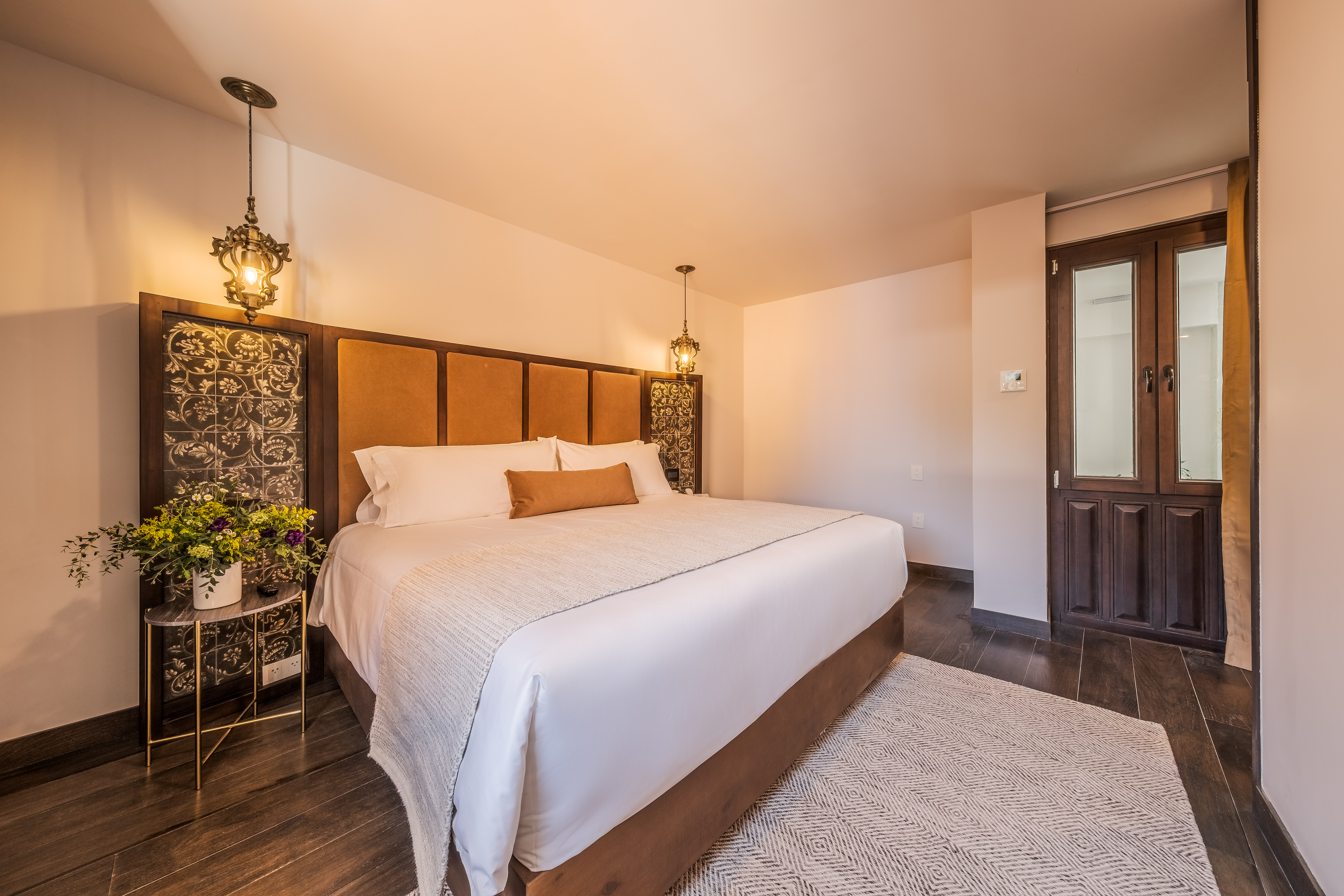 Double Superior King Bed