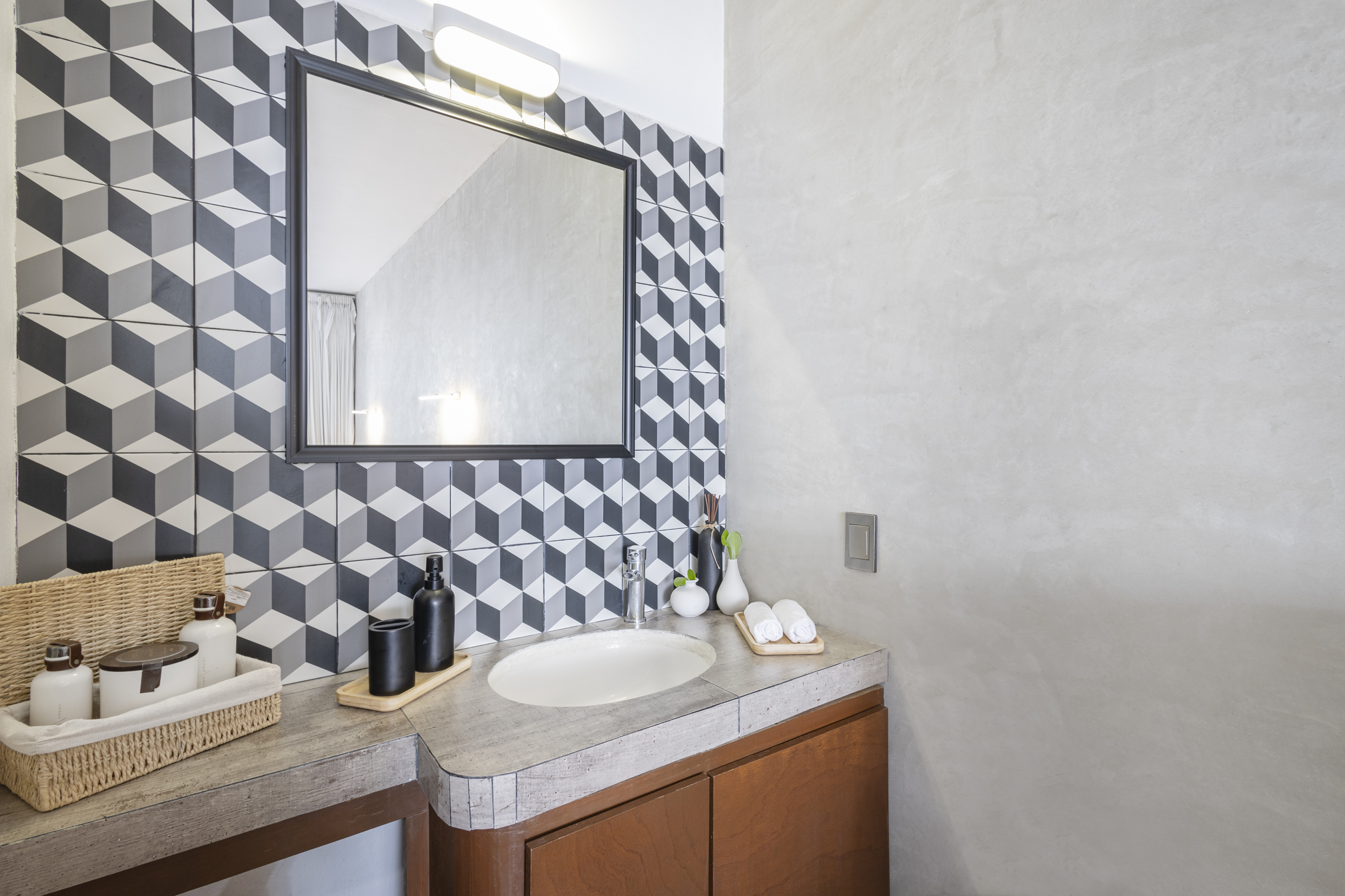 Double Deluxe King Bed