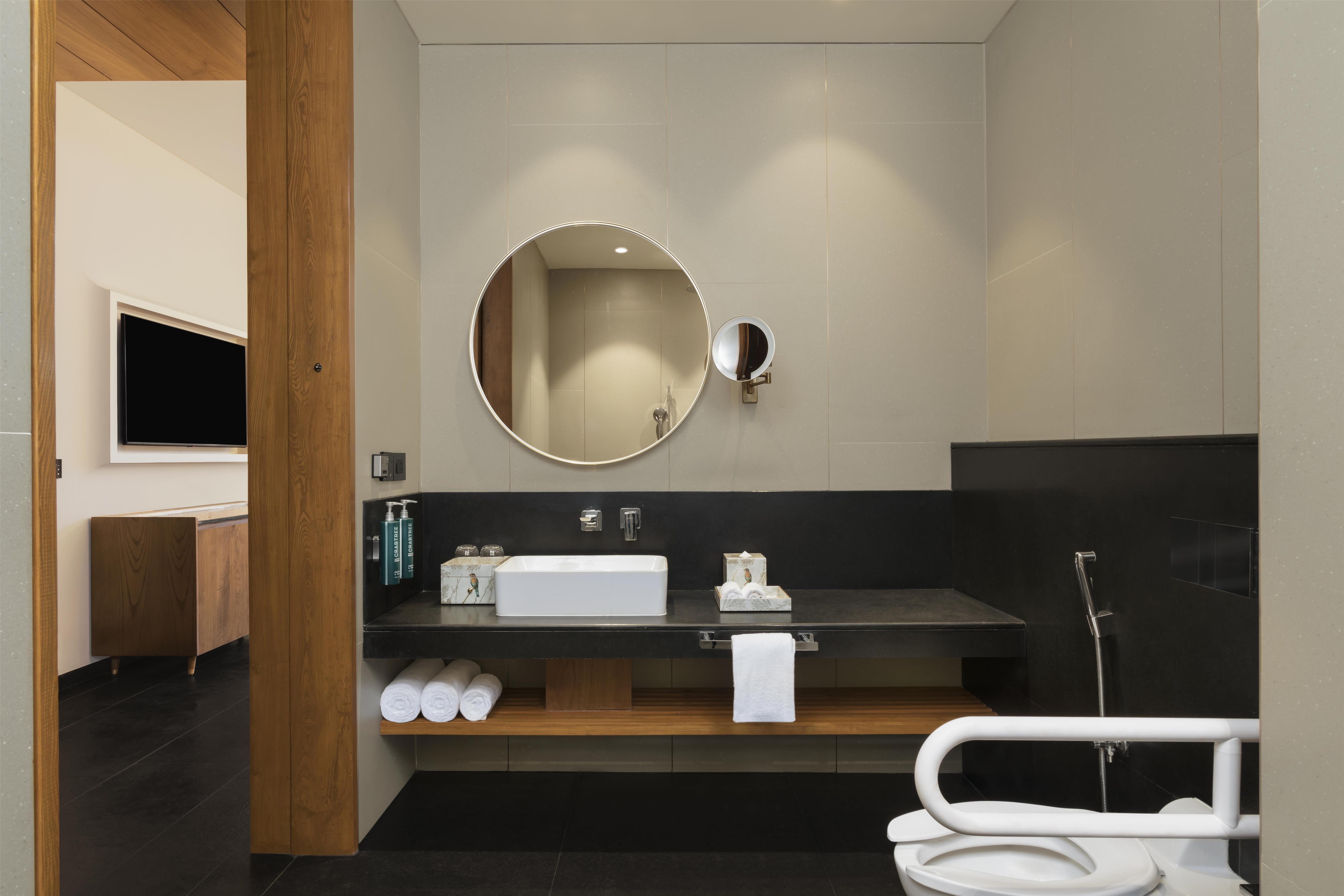 Double Accessible King Size Bed