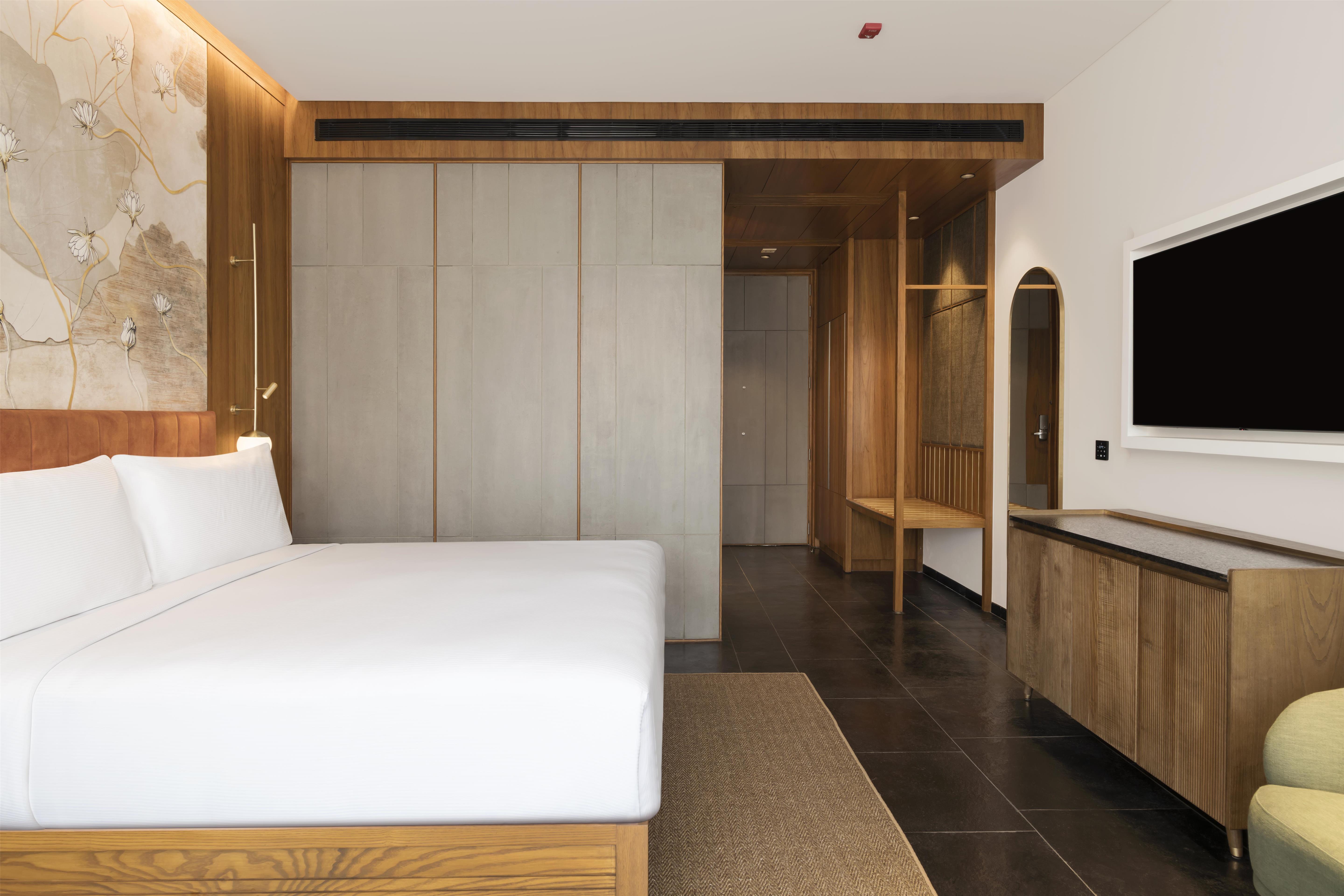 Double Accessible King Size Bed